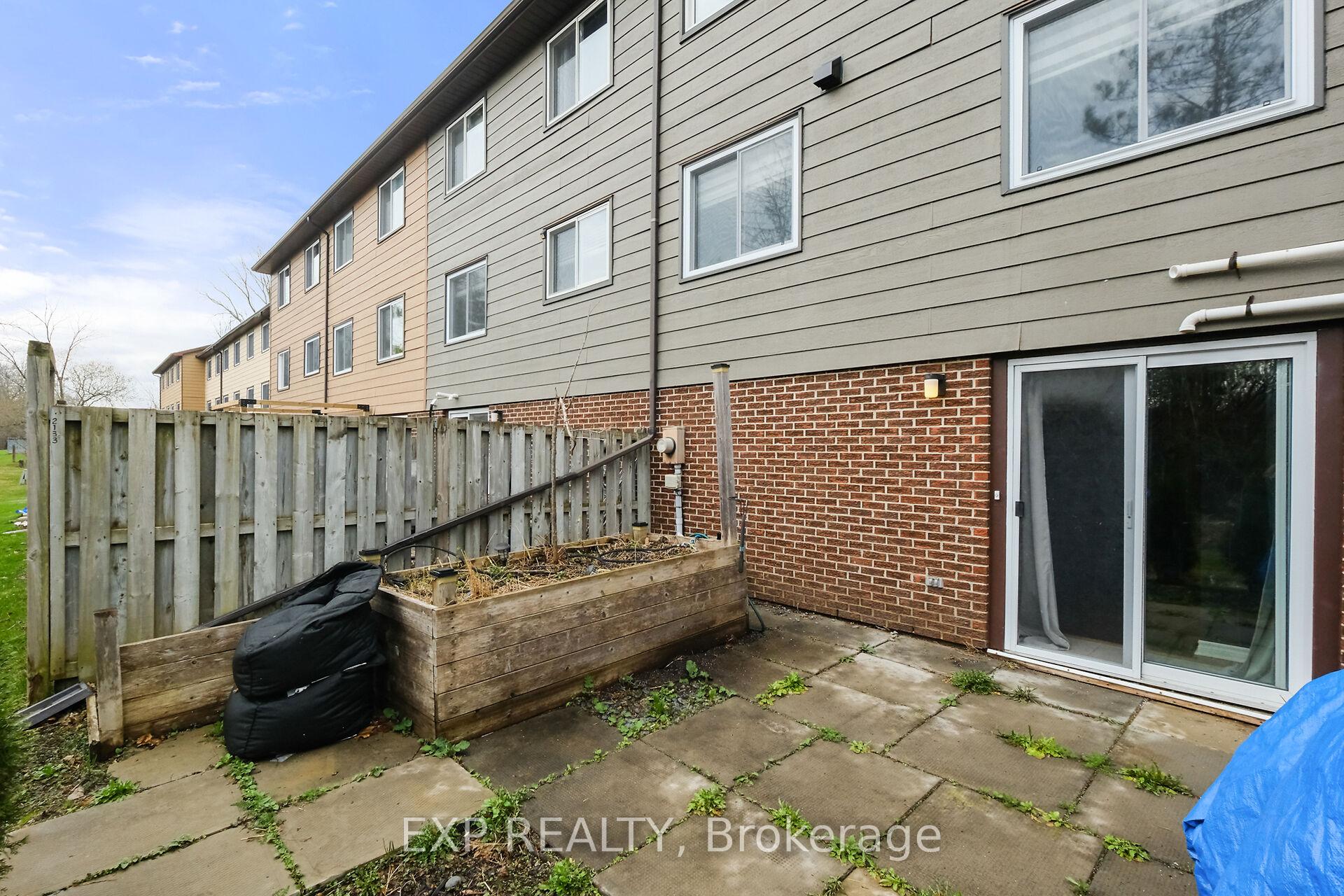 Photo 27 of 2133 Orient Park Drive, Ottawa, Blackburn Hamlet (South) — HOMEH