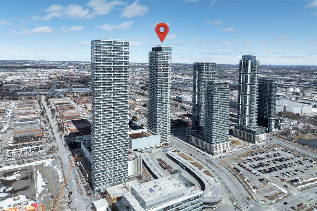 Photo 4 of Unit 1110, 950 Portage Parkway, Vaughan, Vaughan Corporate Centre — HOMEH