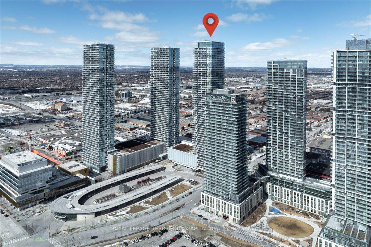 Photo 5 of Unit 1110, 950 Portage Parkway, Vaughan, Vaughan Corporate Centre — HOMEH