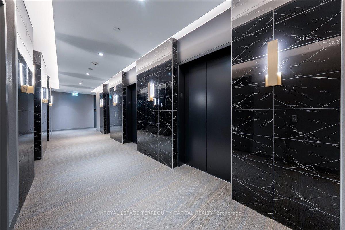 Photo 11 of Unit 1110, 950 Portage Parkway, Vaughan, Vaughan Corporate Centre — HOMEH