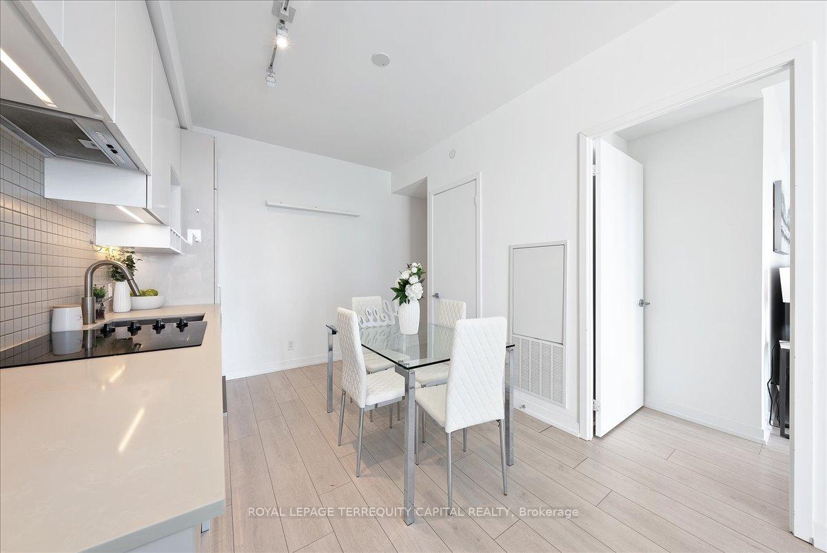 Photo 22 of Unit 1110, 950 Portage Parkway, Vaughan, Vaughan Corporate Centre — HOMEH