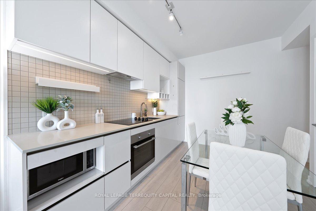 Photo 23 of Unit 1110, 950 Portage Parkway, Vaughan, Vaughan Corporate Centre — HOMEH