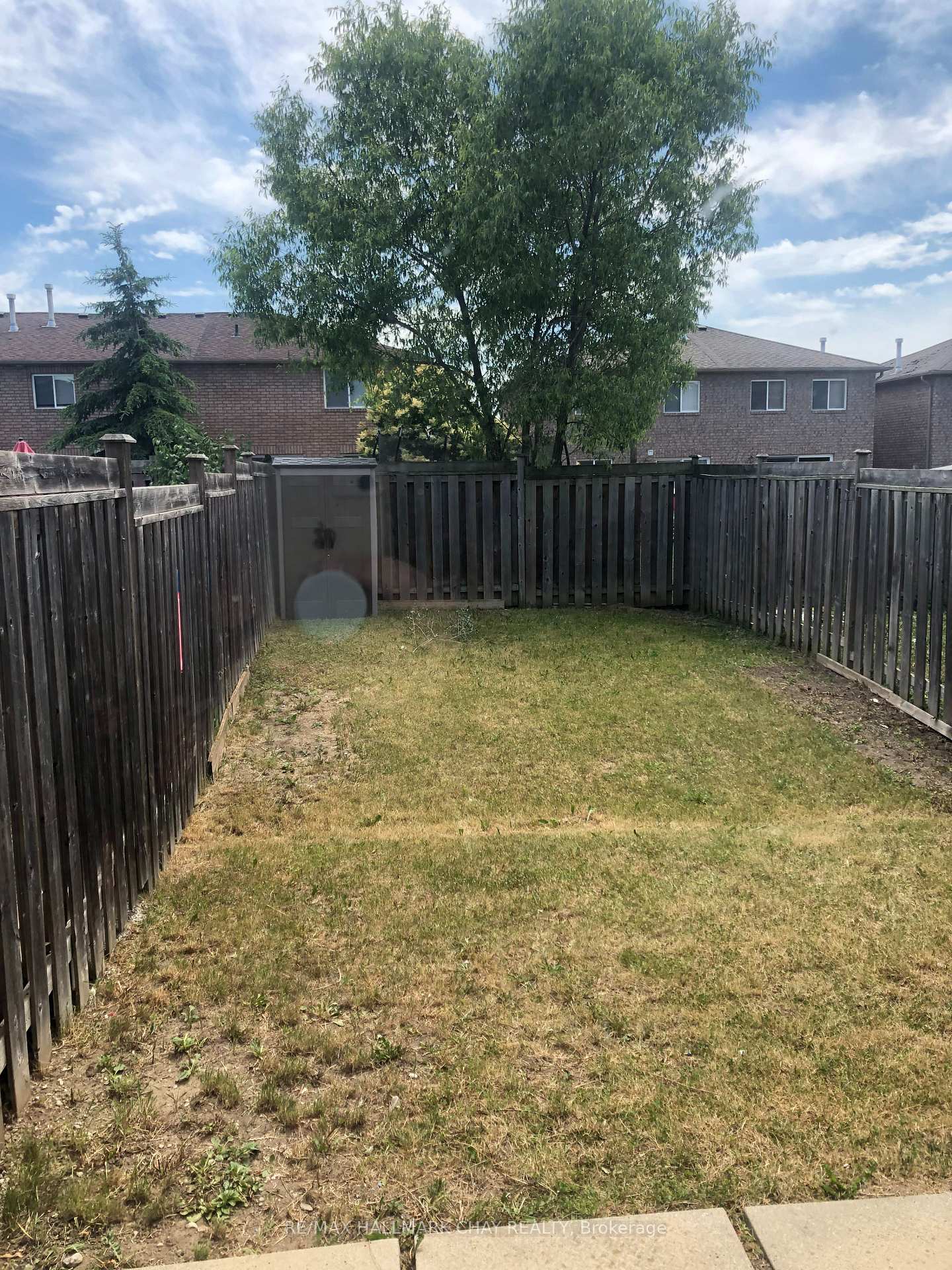 Photo 19 of 15 Coronation Parkway, Barrie, Innis-Shore — HOMEH
