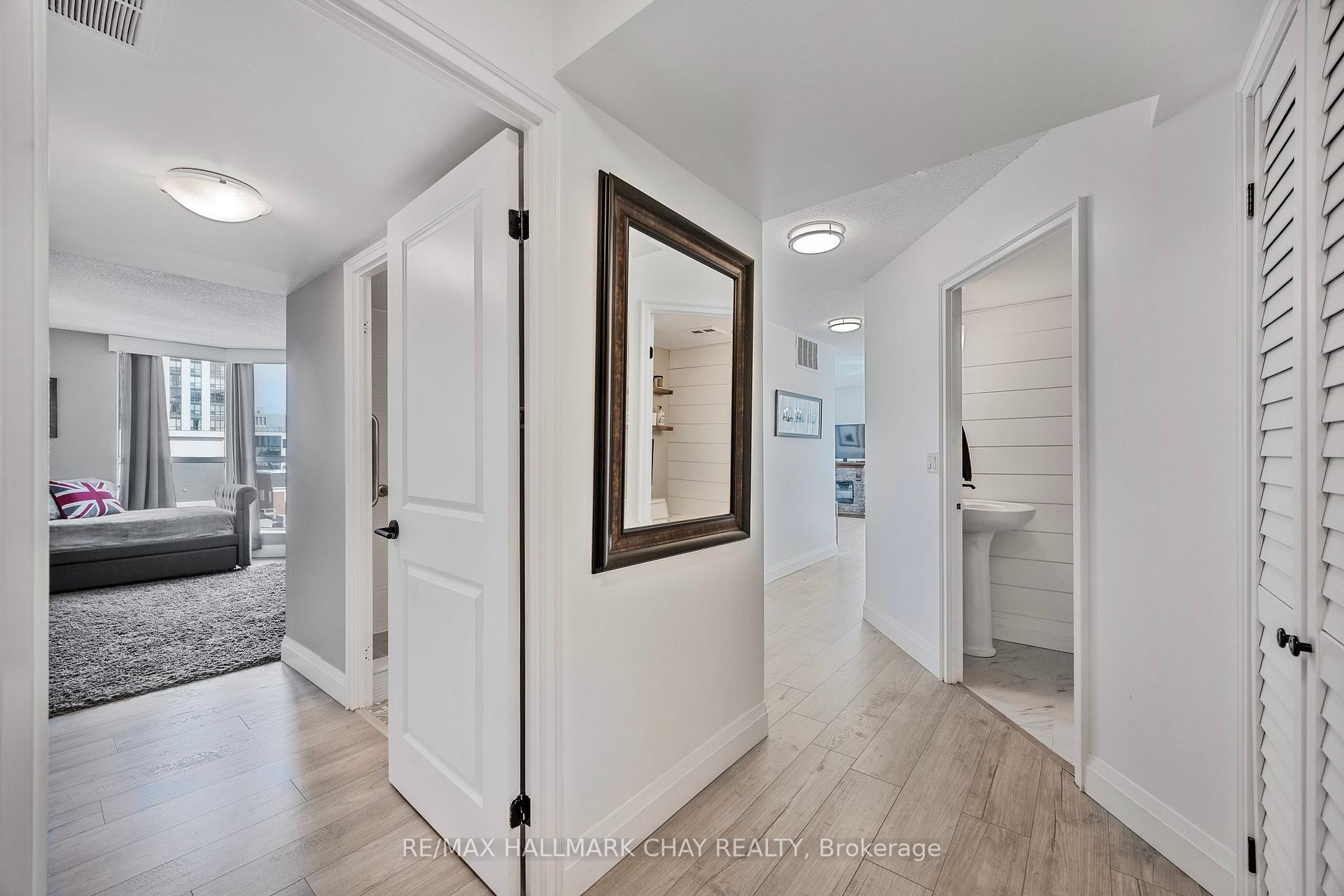 Photo 6 of Unit 811, 140 Dunlop Street E, Barrie, City Centre — HOMEH