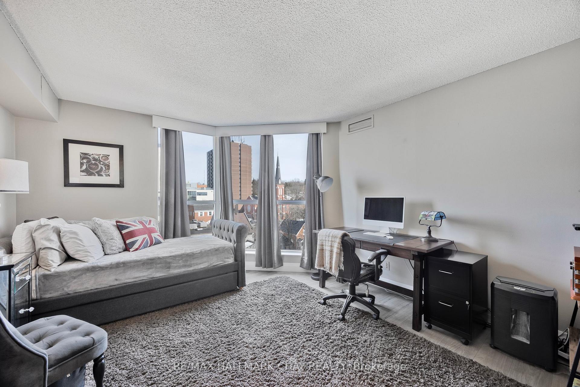 Photo 19 of Unit 811, 140 Dunlop Street E, Barrie, City Centre — HOMEH
