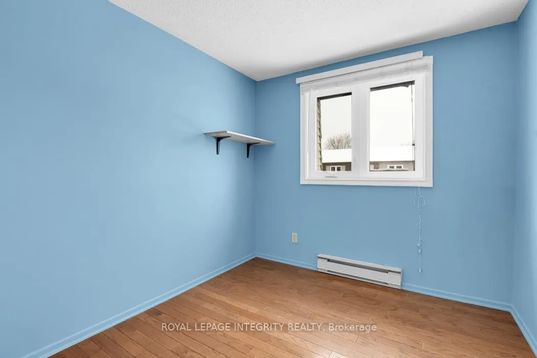 Photo 19 of 1312 Alness Court, Ottawa, Pineview — HOMEH