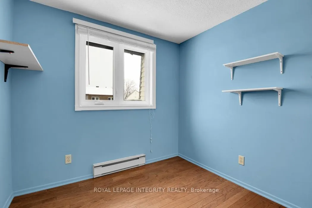 Photo 20 of 1312 Alness Court, Ottawa, Pineview — HOMEH