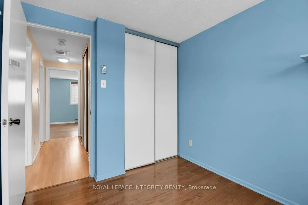 Photo 21 of 1312 Alness Court, Ottawa, Pineview — HOMEH