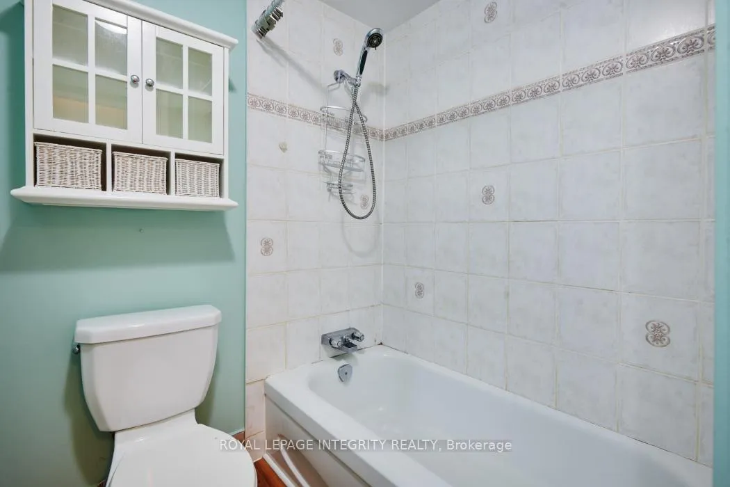 Photo 23 of 1312 Alness Court, Ottawa, Pineview — HOMEH