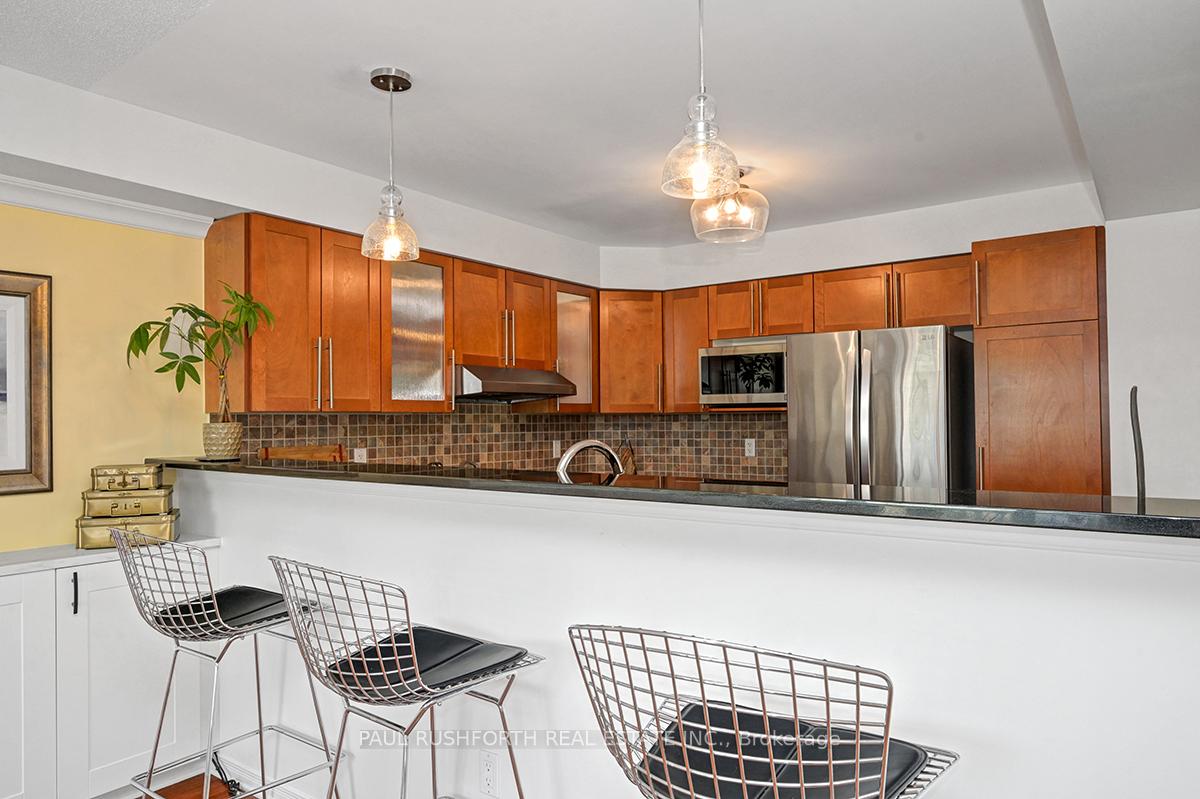 Photo 12 of 157 Corinth Private, Ottawa, Merivale Industrial Park/Citiplace — HOMEH