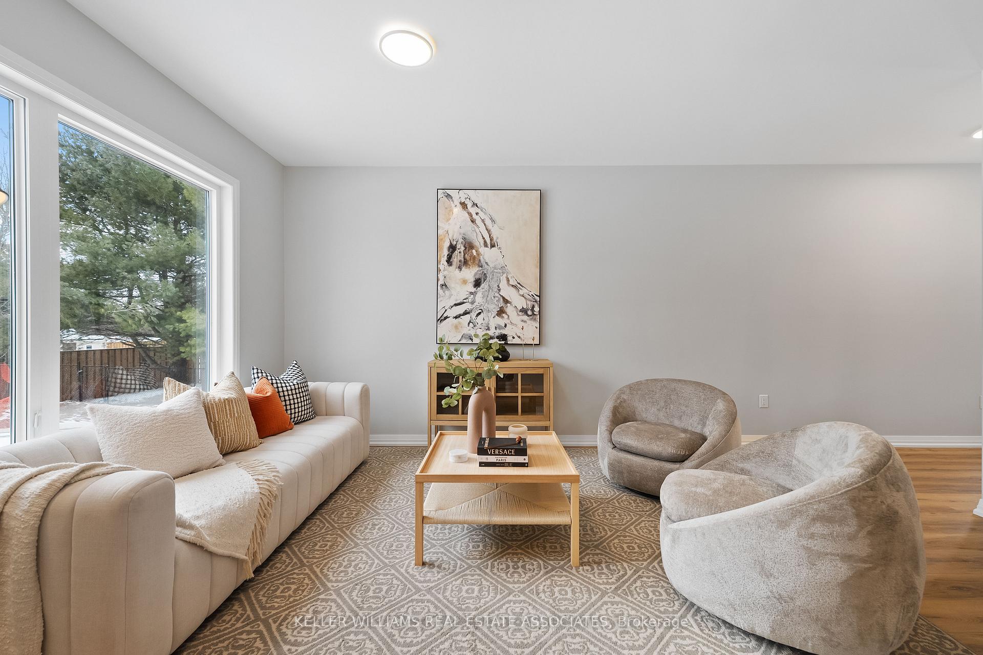 Photo 5 of Unit 6, 100 Welland Road, Pelham, Fonthill — HOMEH