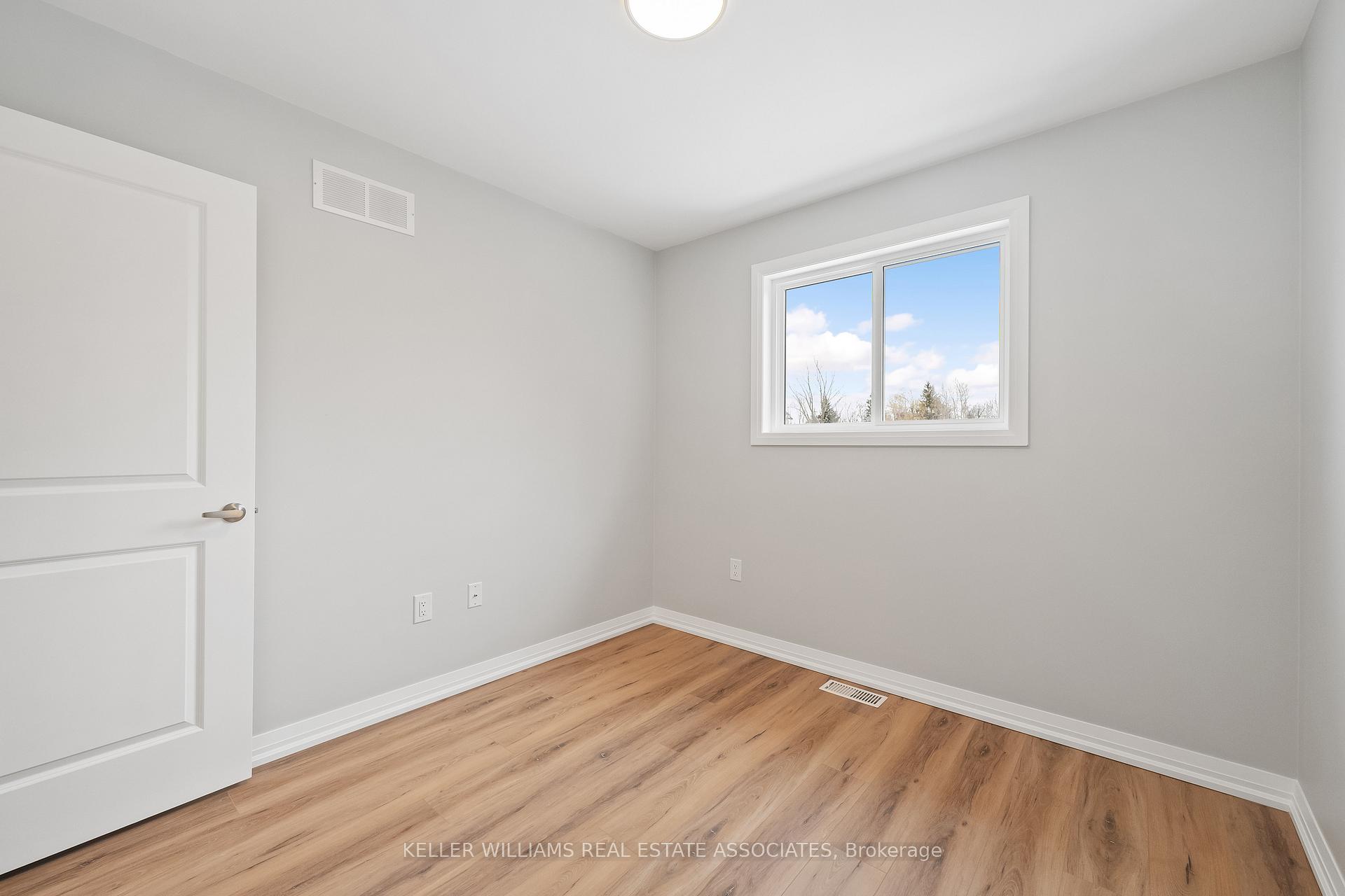 Photo 23 of Unit 6, 100 Welland Road, Pelham, Fonthill — HOMEH