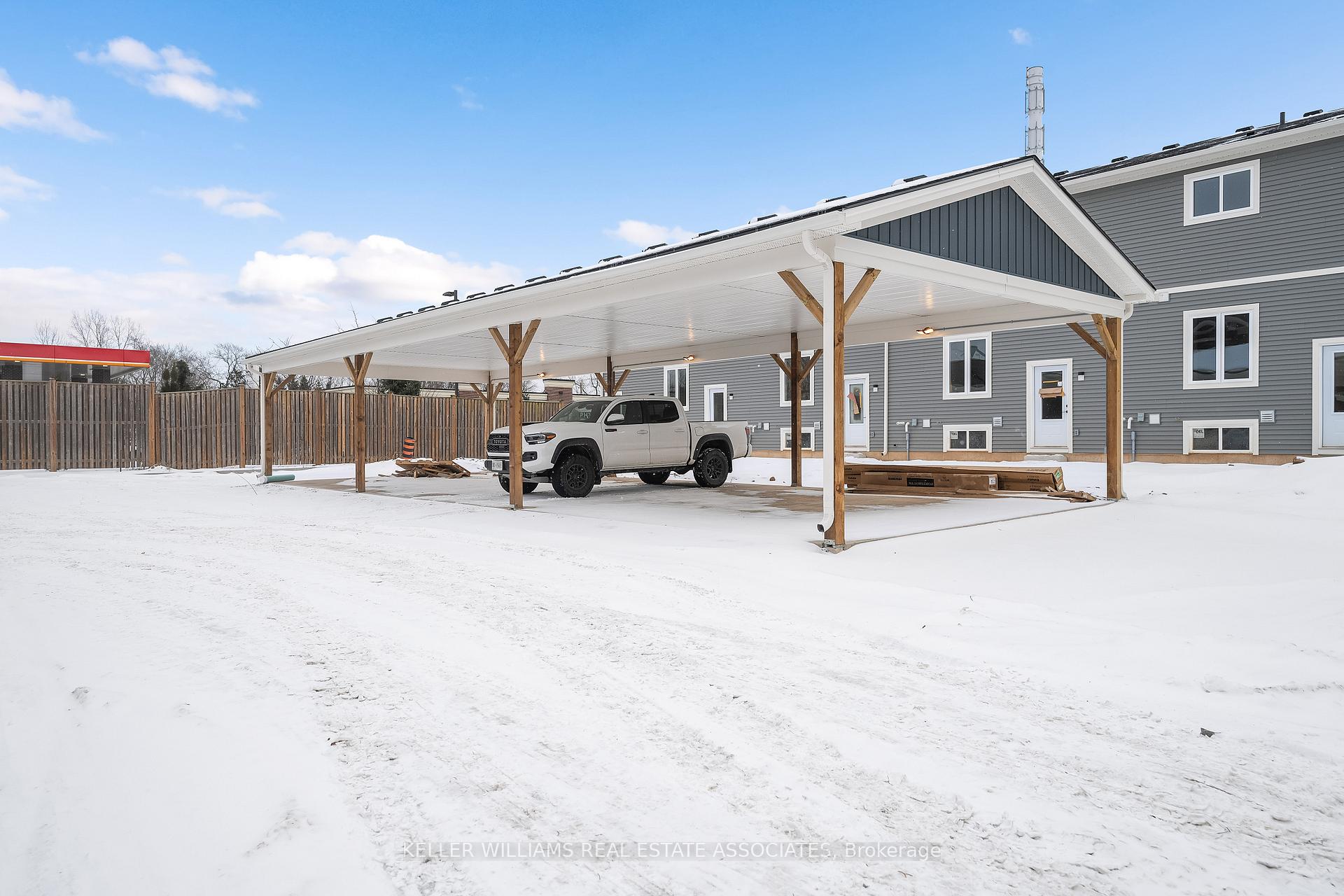 Photo 30 of Unit 6, 100 Welland Road, Pelham, Fonthill — HOMEH