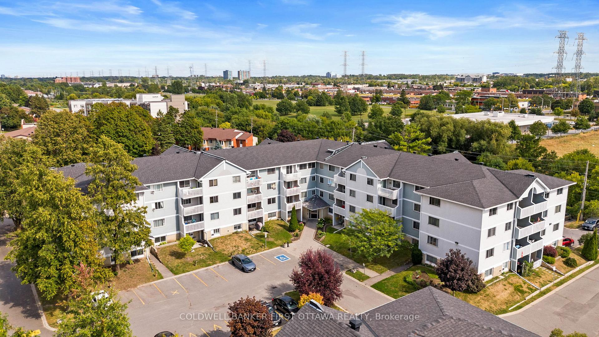 Photo 1 of Unit 400, 216 Viewmount Drive, Ottawa, Borden Farm/Stewart Farm/Carleton Heights/Parkwood Hills — HOMEH