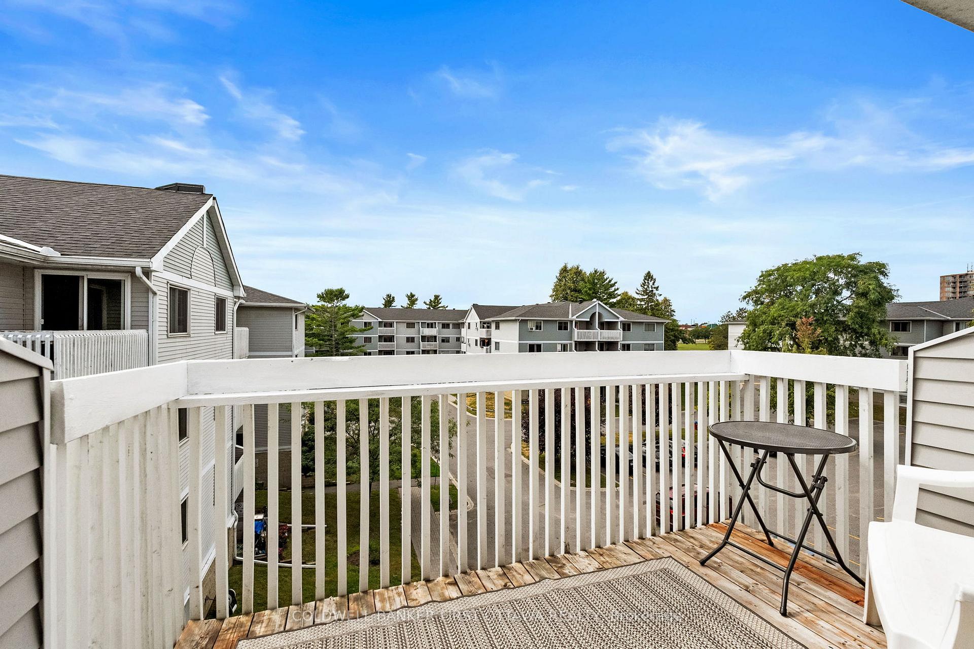 Photo 20 of Unit 400, 216 Viewmount Drive, Ottawa, Borden Farm/Stewart Farm/Carleton Heights/Parkwood Hills — HOMEH