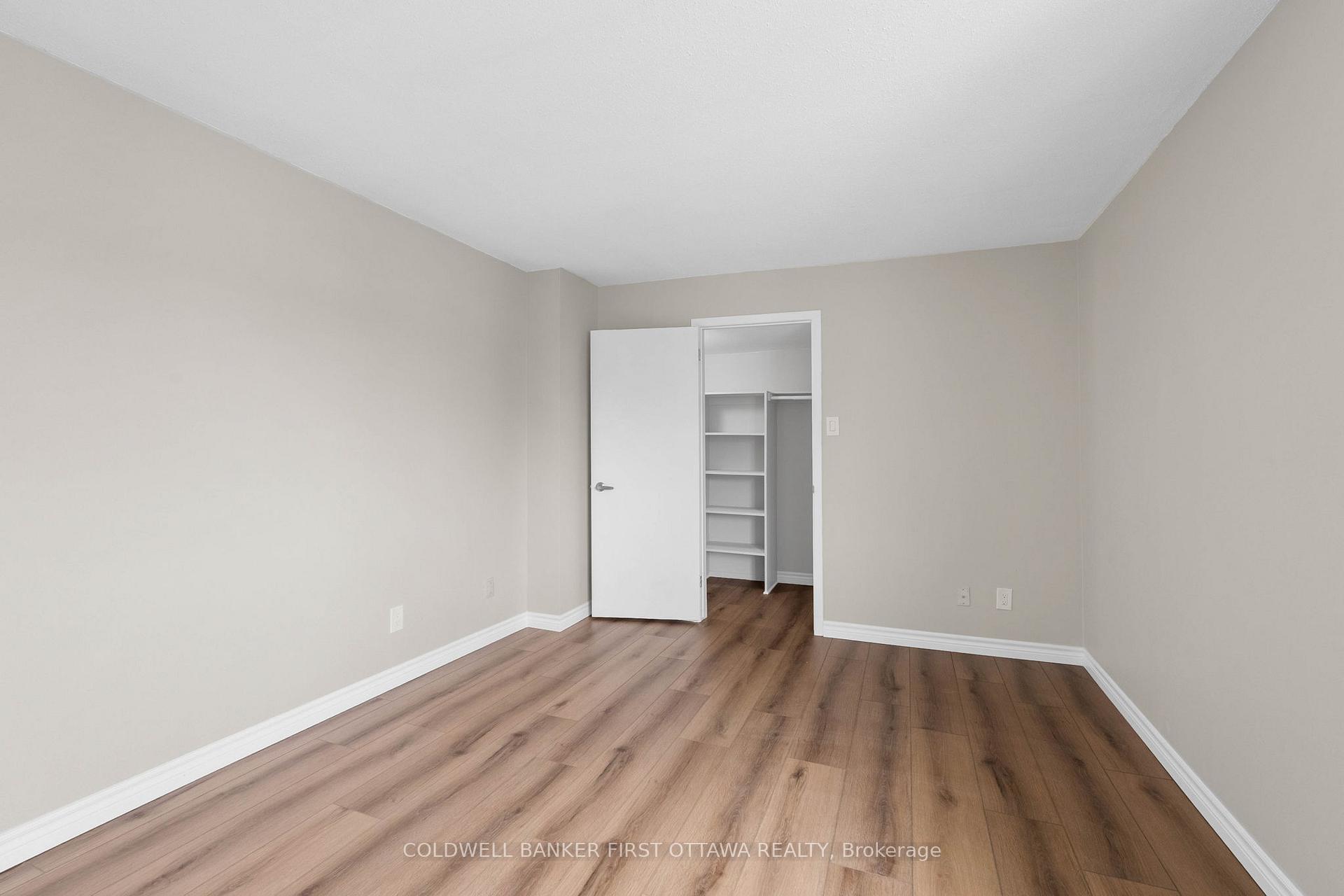Photo 26 of Unit 400, 216 Viewmount Drive, Ottawa, Borden Farm/Stewart Farm/Carleton Heights/Parkwood Hills — HOMEH
