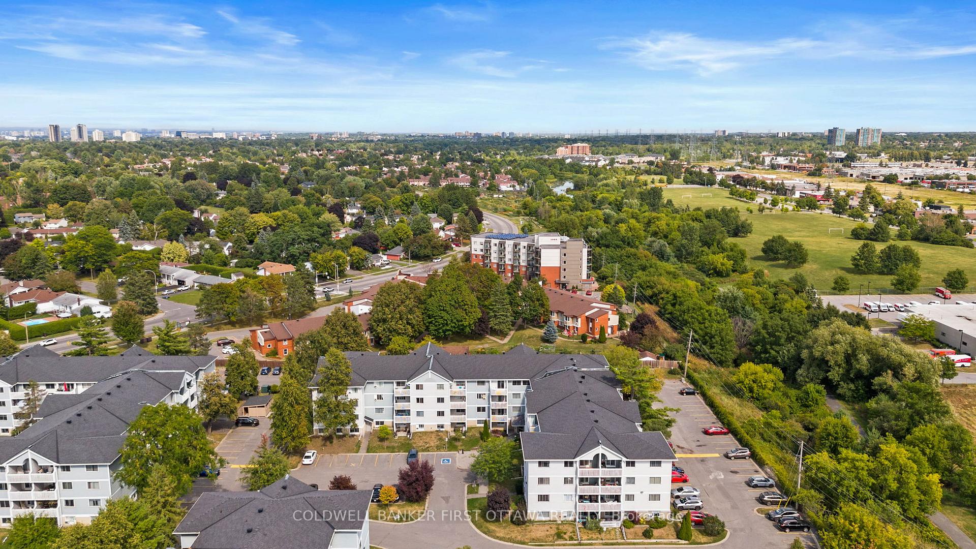 Photo 38 of Unit 400, 216 Viewmount Drive, Ottawa, Borden Farm/Stewart Farm/Carleton Heights/Parkwood Hills — HOMEH