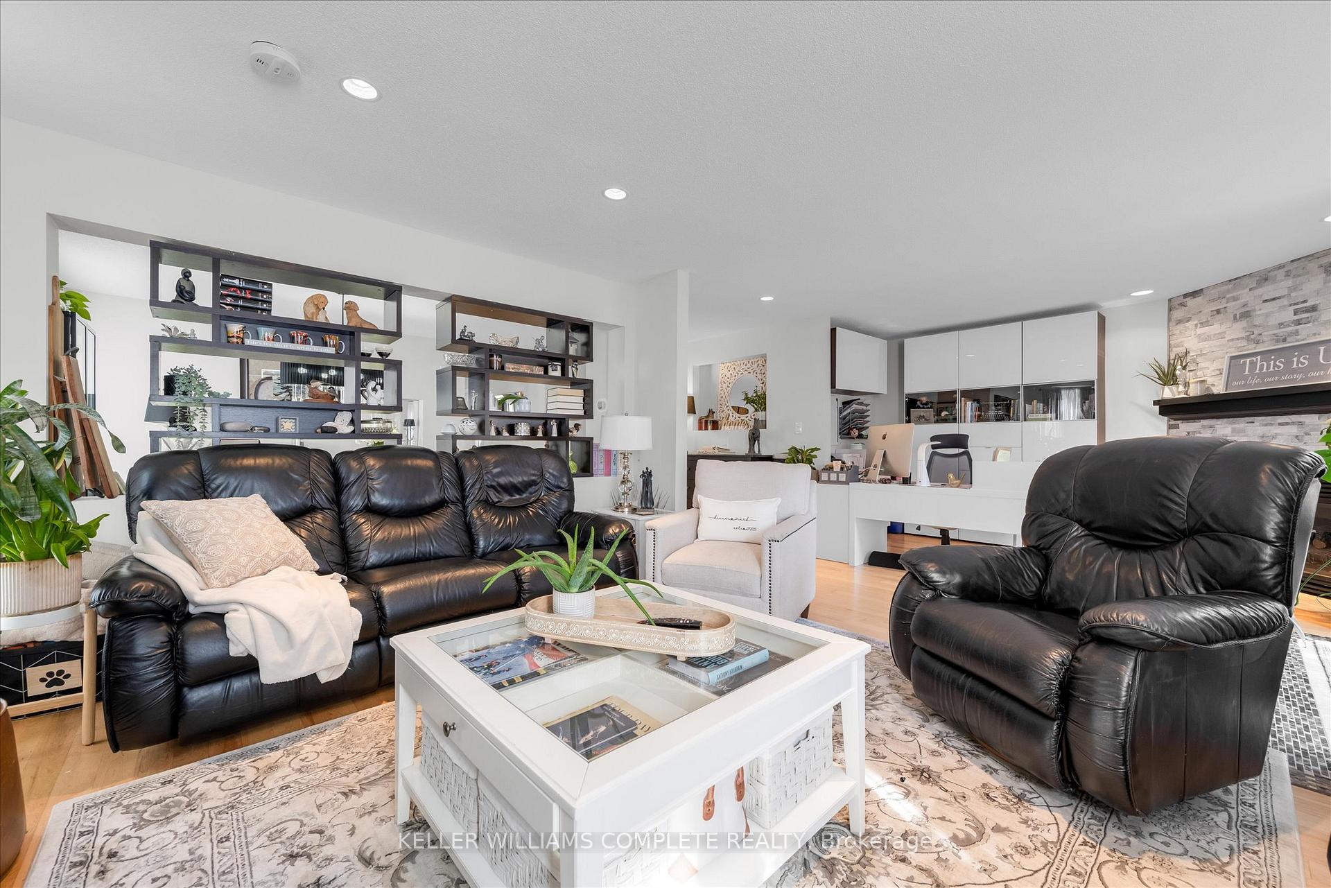 Photo 31 of Unit 14, 286 Hamilton Drive, Hamilton, Ancaster — HOMEH