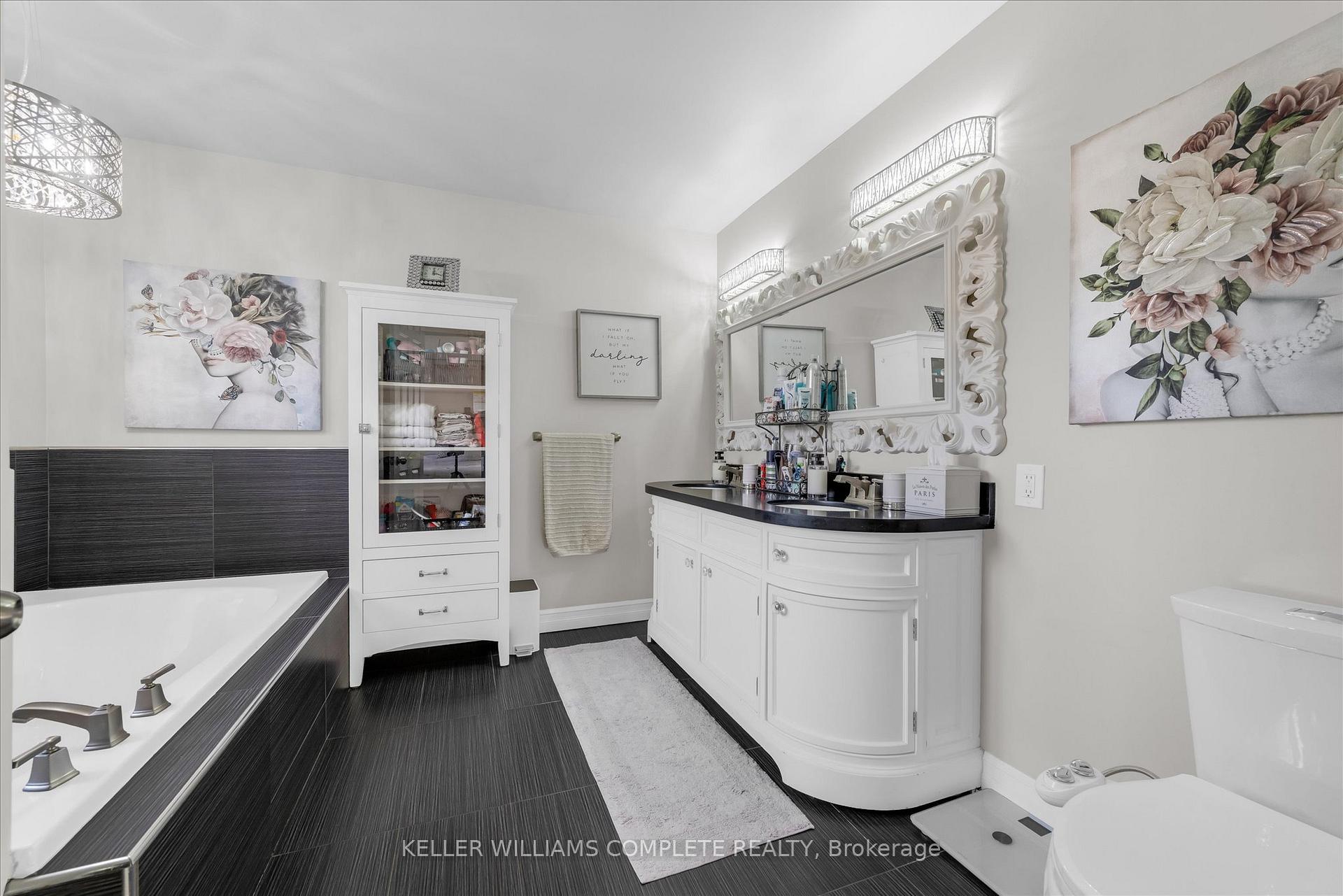 Photo 37 of Unit 14, 286 Hamilton Drive, Hamilton, Ancaster — HOMEH