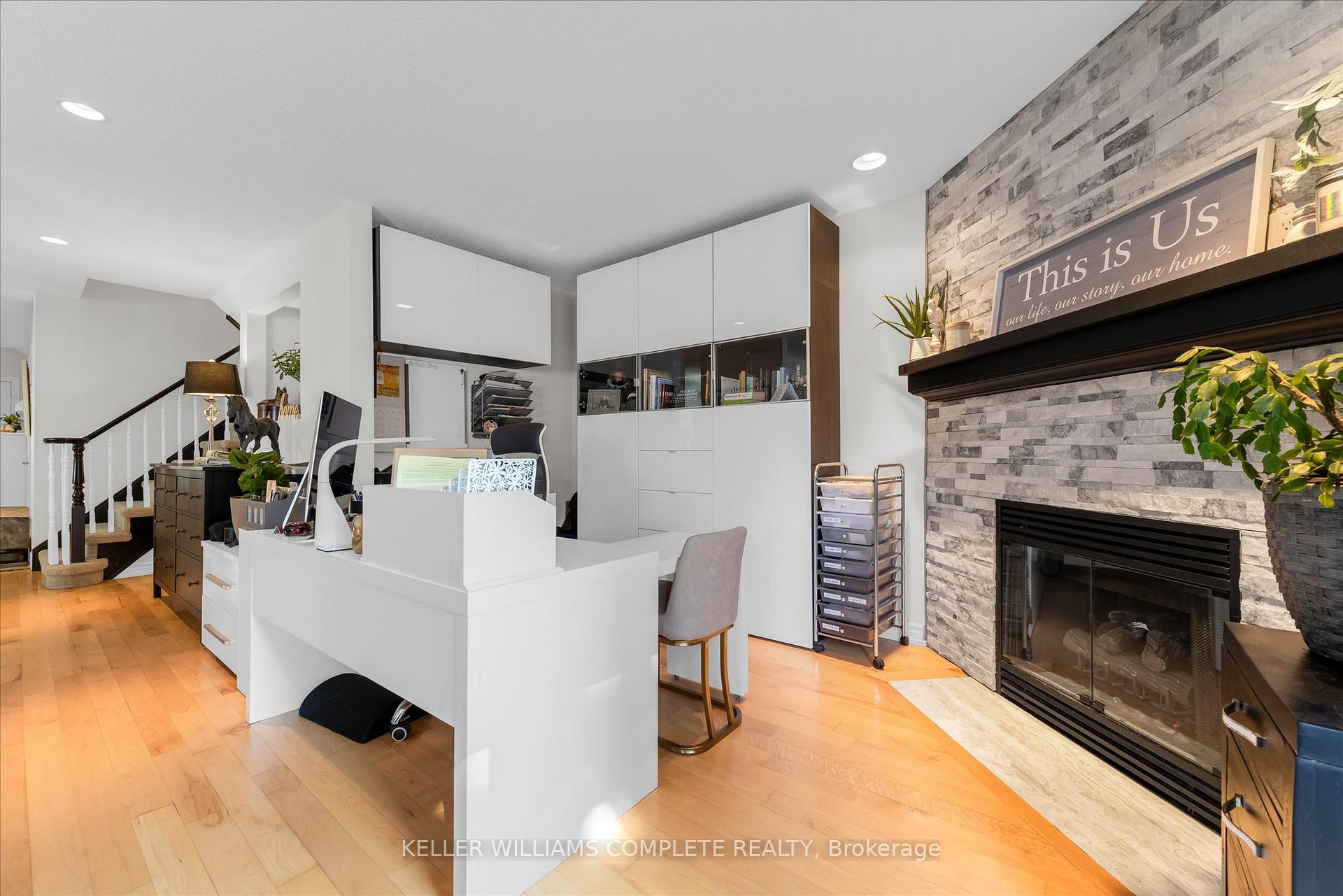 Photo 14 of Unit 14, 286 Hamilton Drive, Hamilton, Ancaster — HOMEH