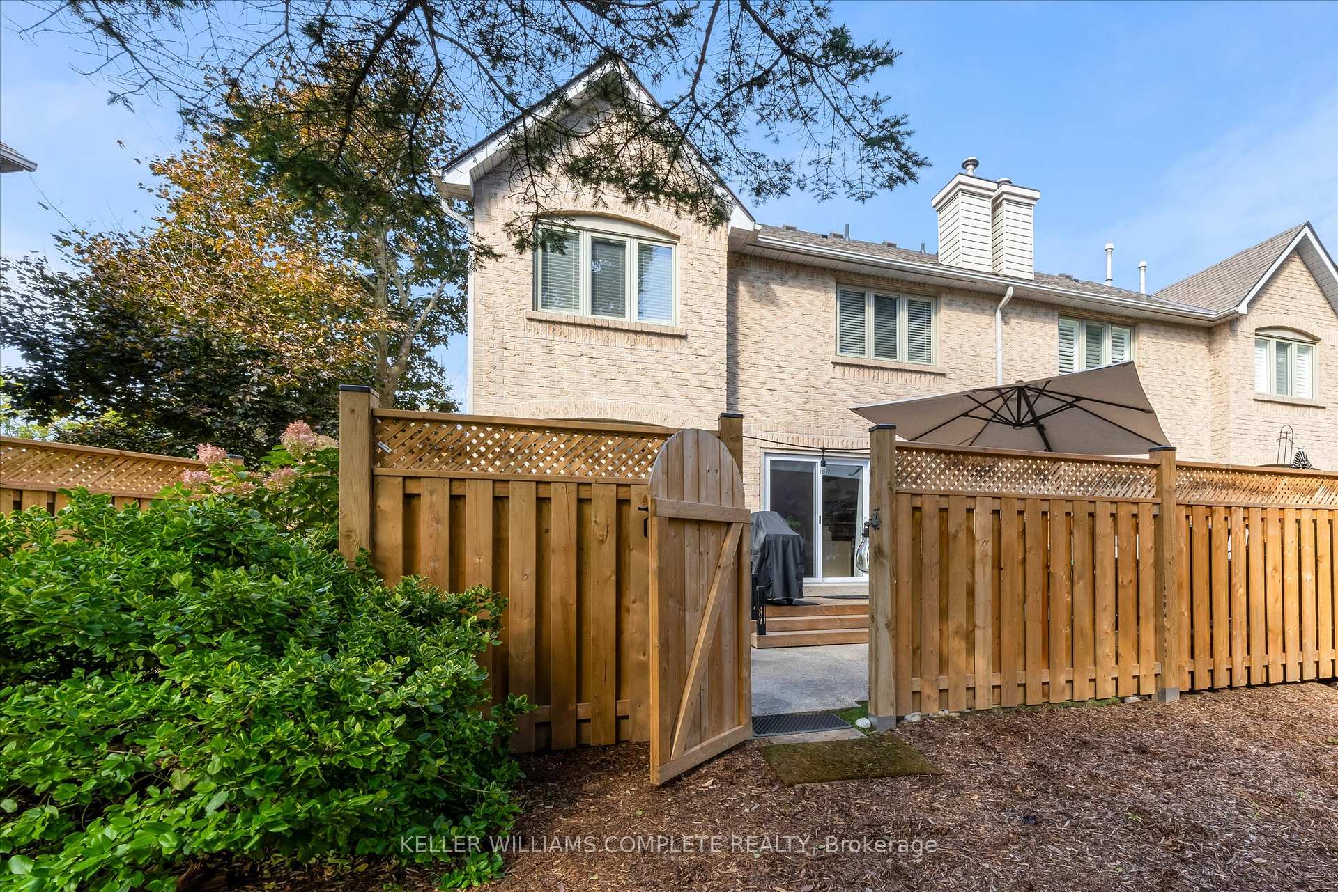 Photo 52 of Unit 14, 286 Hamilton Drive, Hamilton, Ancaster — HOMEH