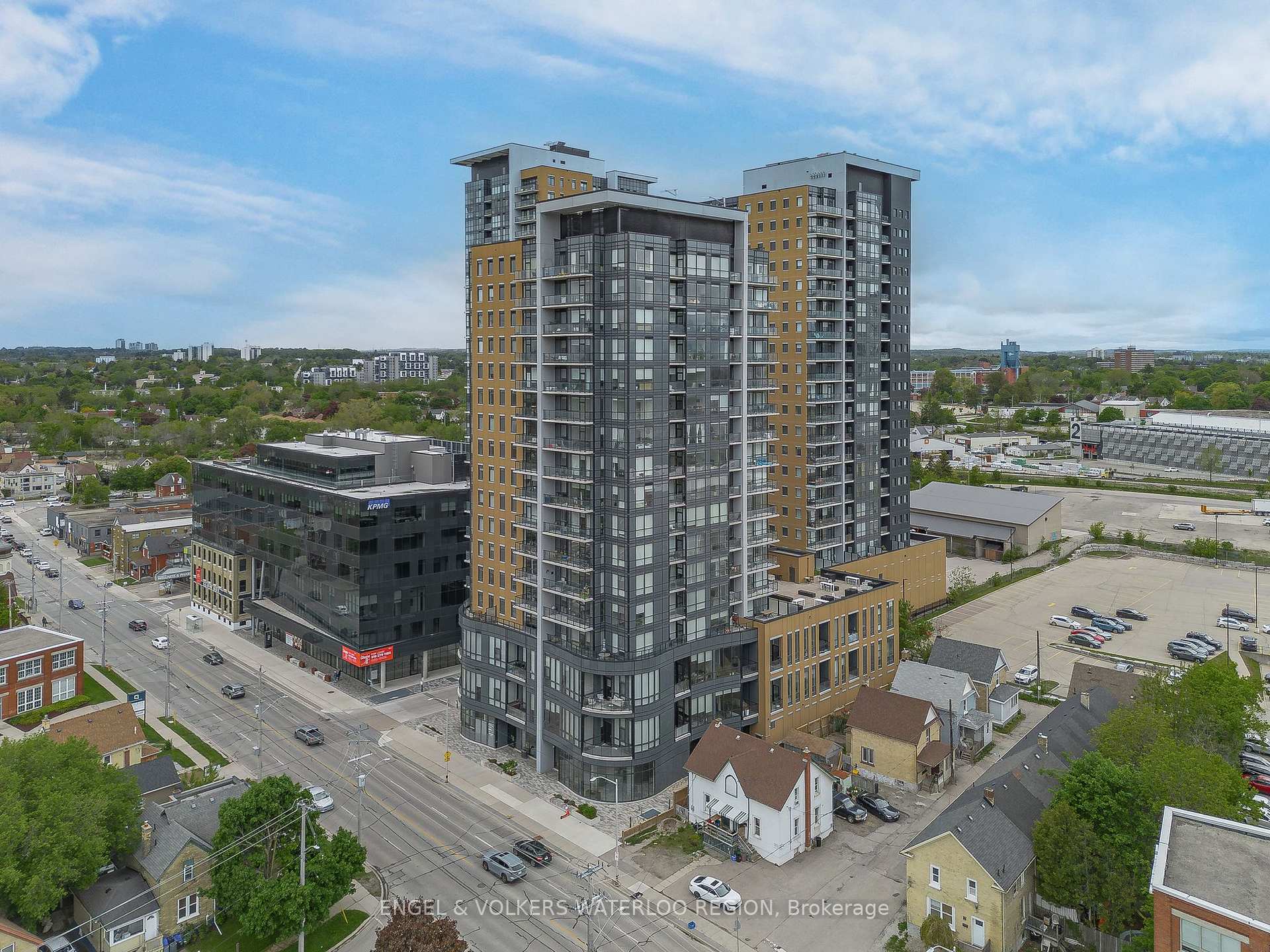 Photo 4 of Unit 7, 100 Garment Street, Kitchener — HOMEH