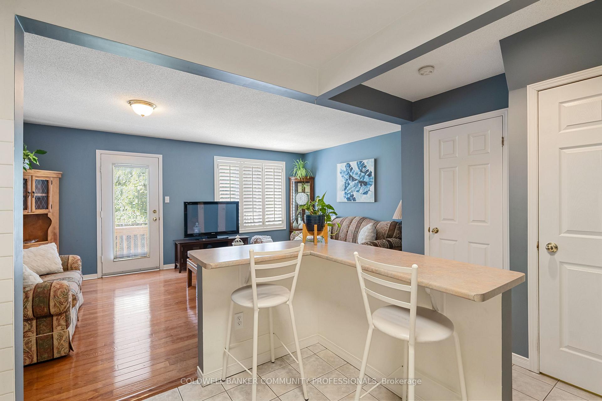 Photo 10 of Unit 14, 1809 Upper Wentworth Street, Hamilton, Chappel — HOMEH