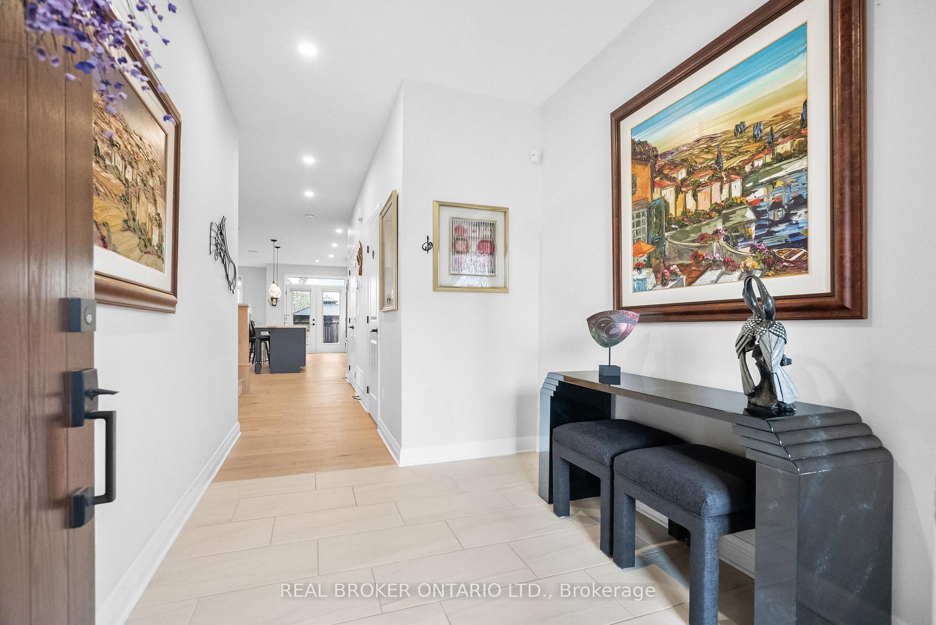 Photo 2 of 62 Stanhope Court, Ottawa, Barrhaven - Stonebridge — HOMEH