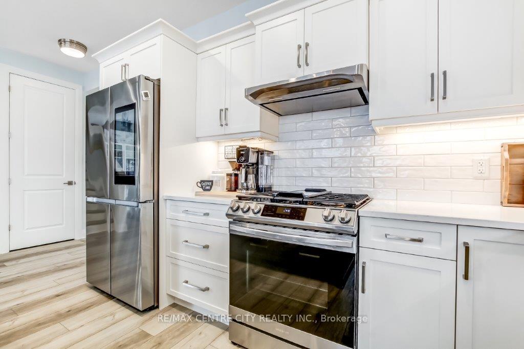 Photo 11 of 416 Breakwater Boulevard, Central Elgin, Rural Central Elgin — HOMEH