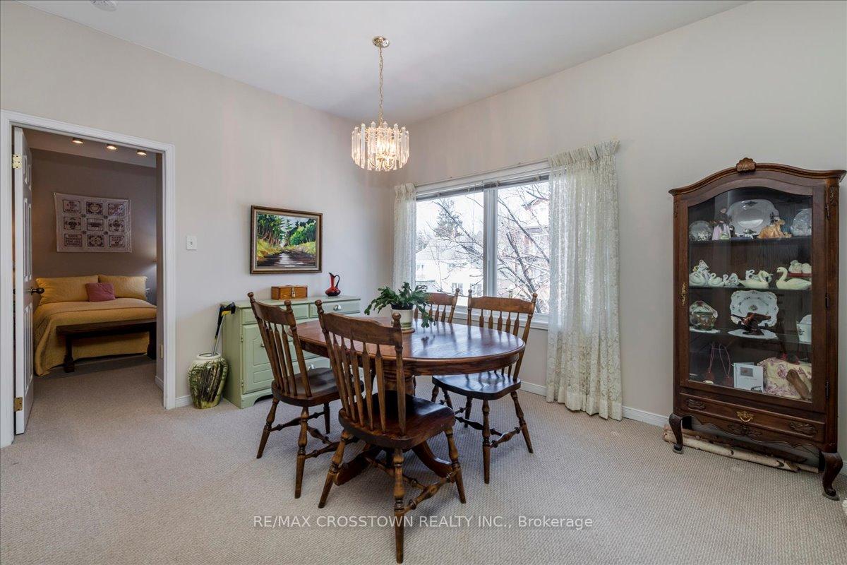 Photo 10 of Unit 301, 21 Kempenfelt Drive, Barrie, North Shore — HOMEH
