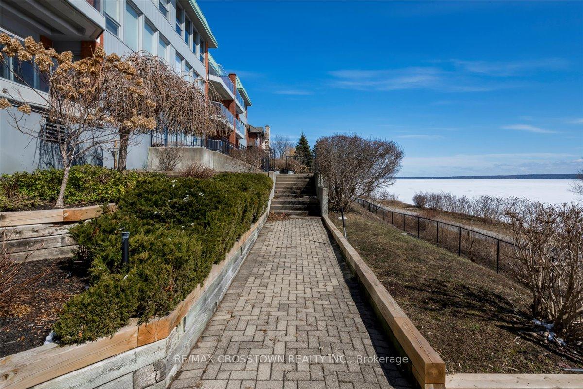 Photo 27 of Unit 301, 21 Kempenfelt Drive, Barrie, North Shore — HOMEH