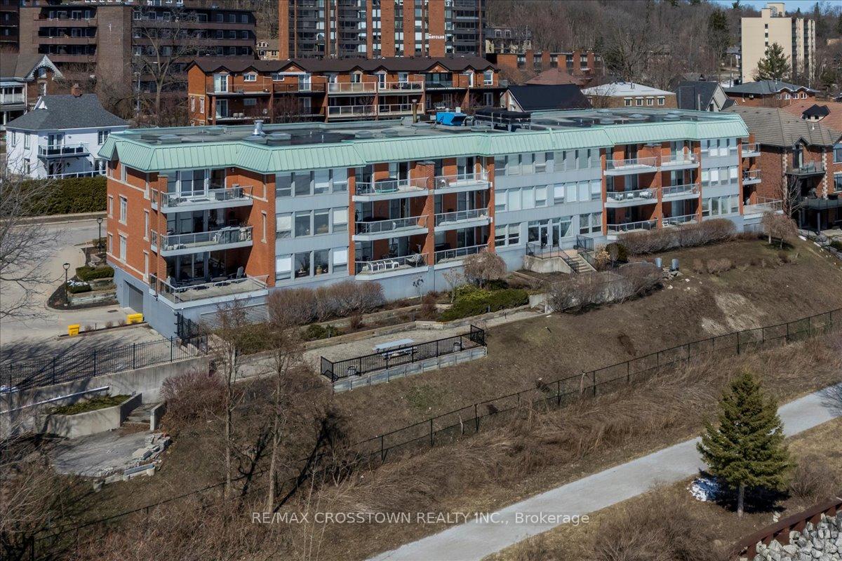 Photo 28 of Unit 301, 21 Kempenfelt Drive, Barrie, North Shore — HOMEH