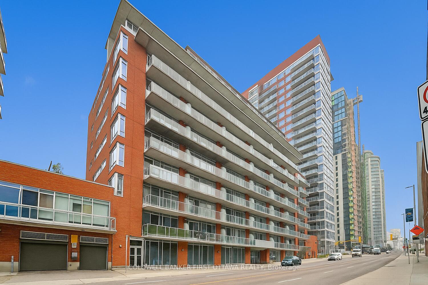 Front of Unit 506, 383 Cumberland Street