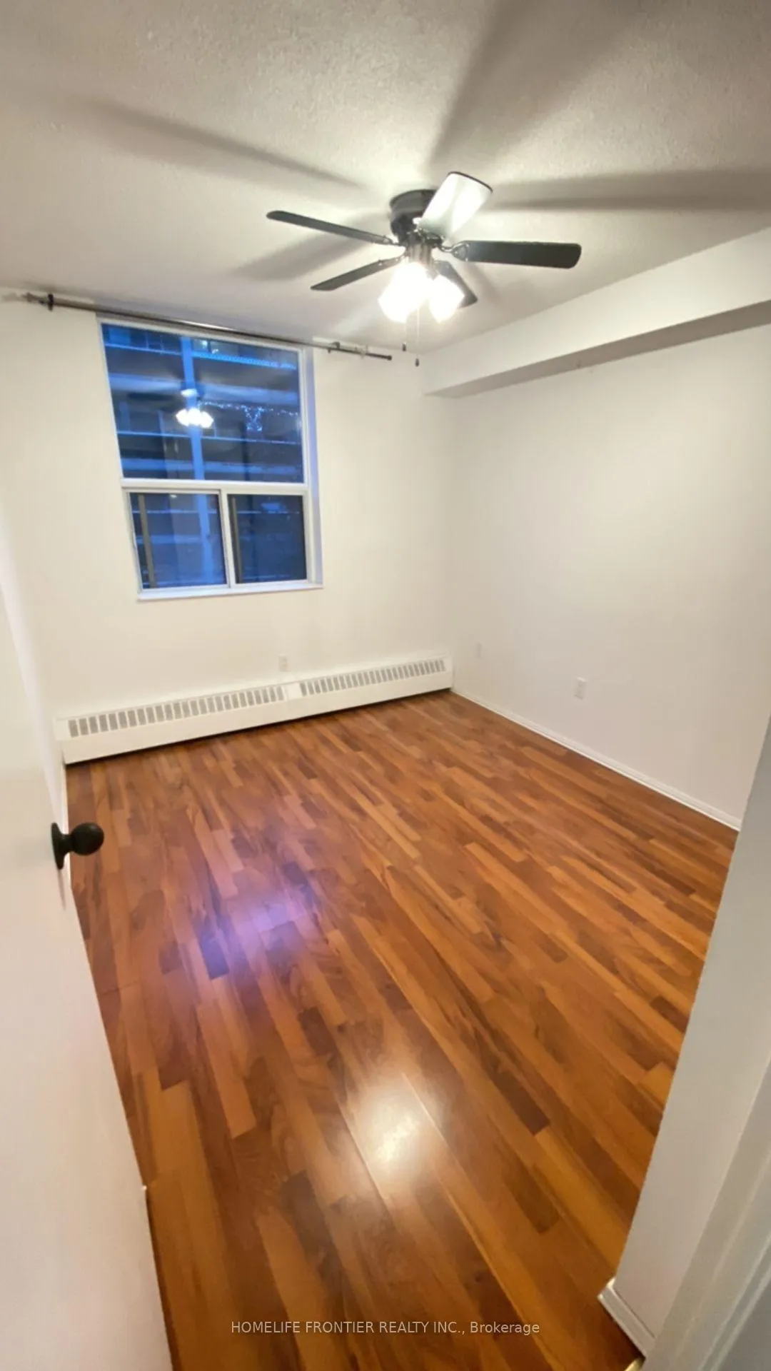 Photo 9 of Unit 205, 180 Dudley Avenue, Markham, Thornhill — HOMEH