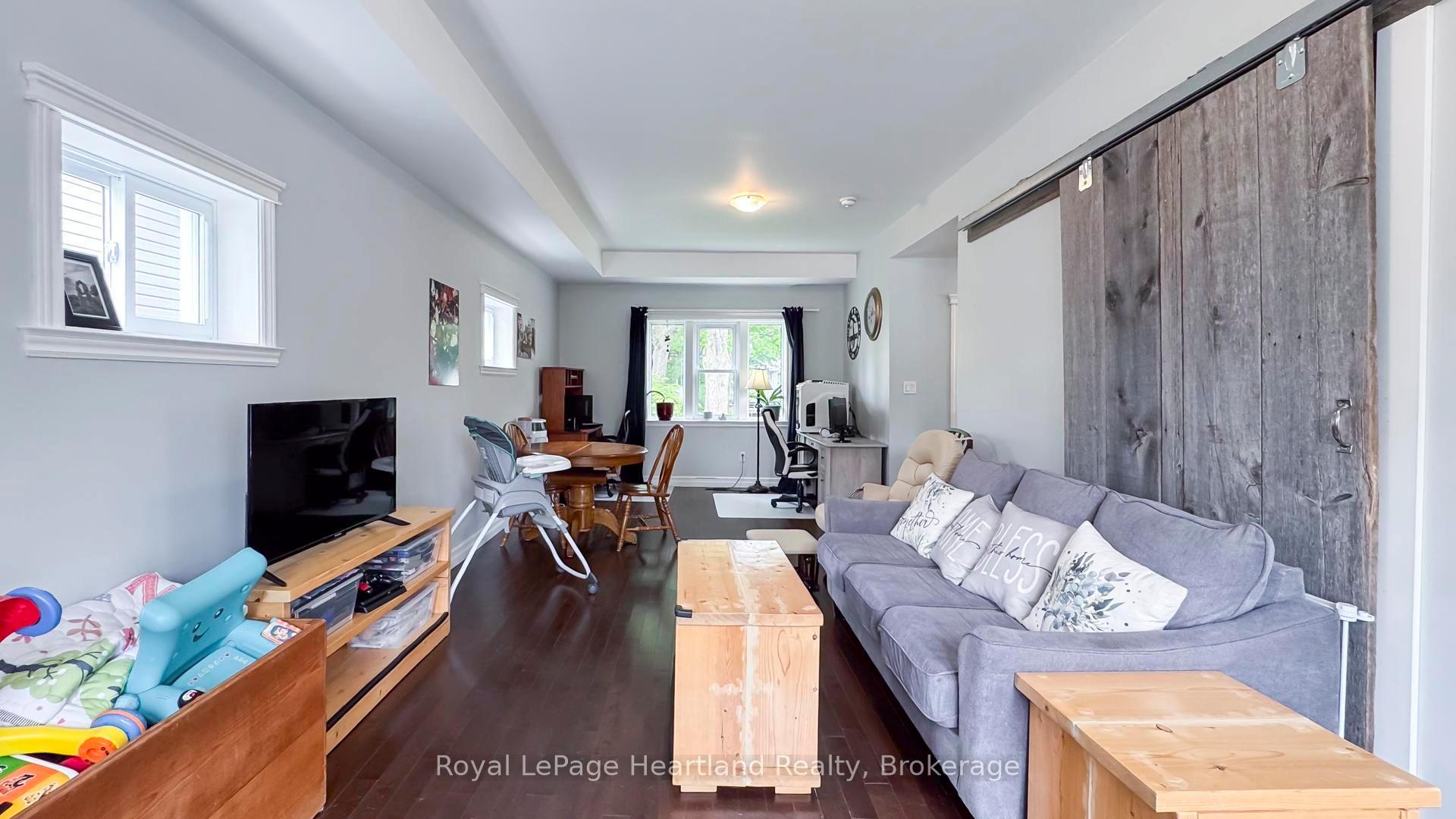 Photo 4 of 134 Townsend Street, Central Huron, Clinton — HOMEH