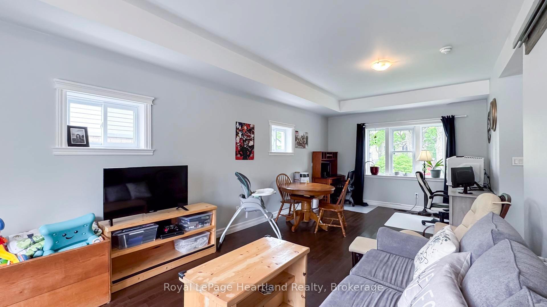 Photo 5 of 134 Townsend Street, Central Huron, Clinton — HOMEH