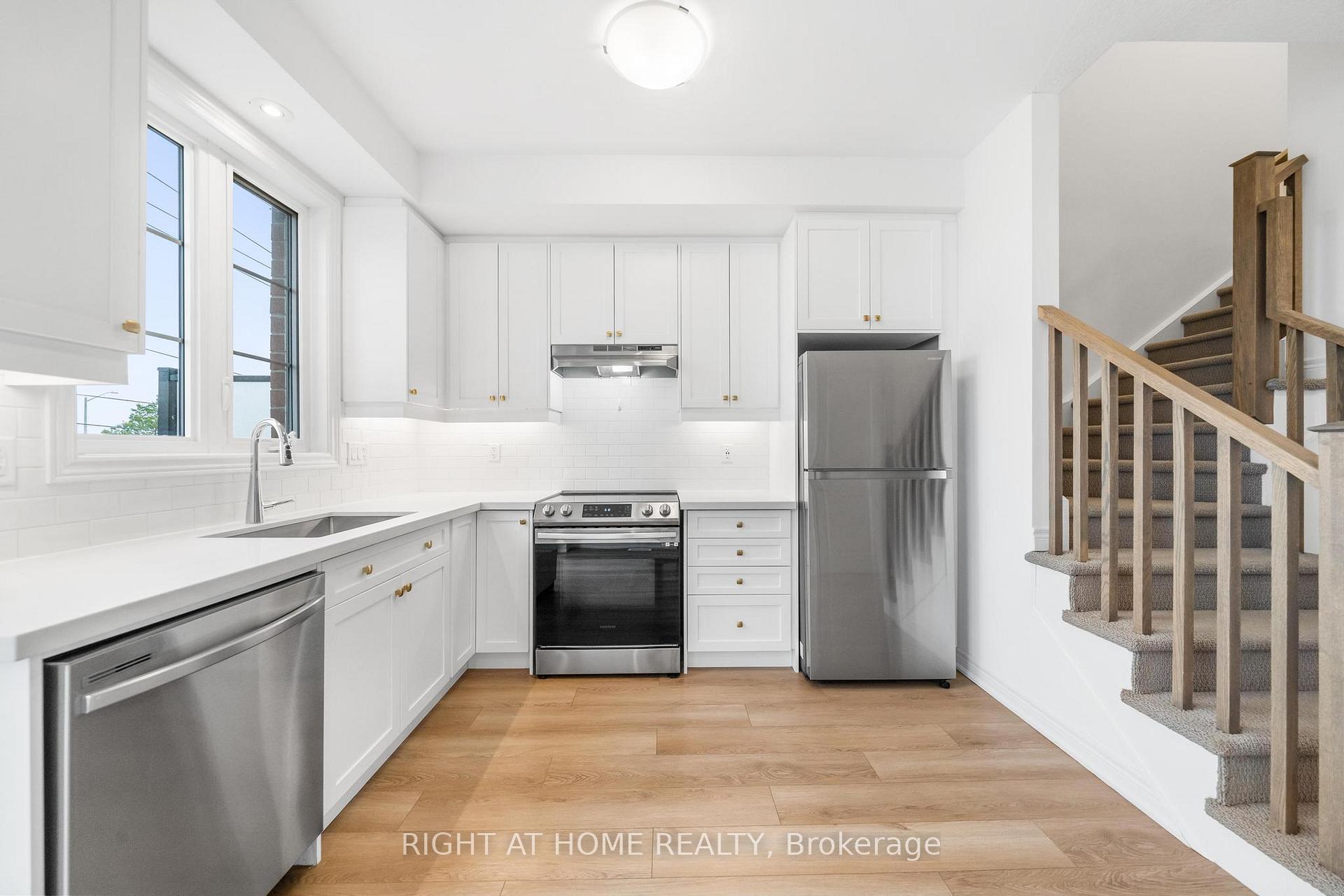 Photo 13 of Unit 9, 120 Court Drive, Brant, Paris — HOMEH