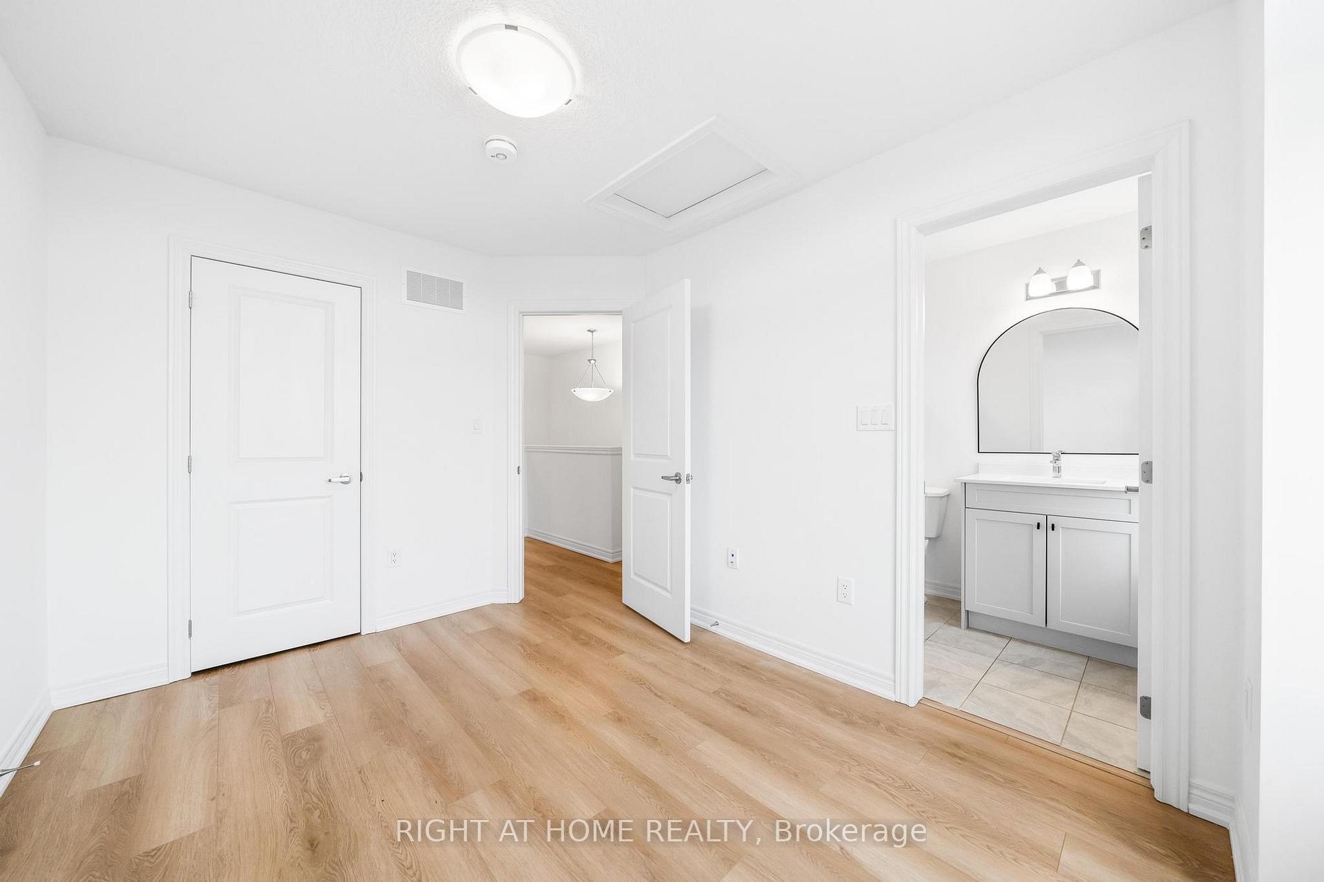 Photo 23 of Unit 9, 120 Court Drive, Brant, Paris — HOMEH