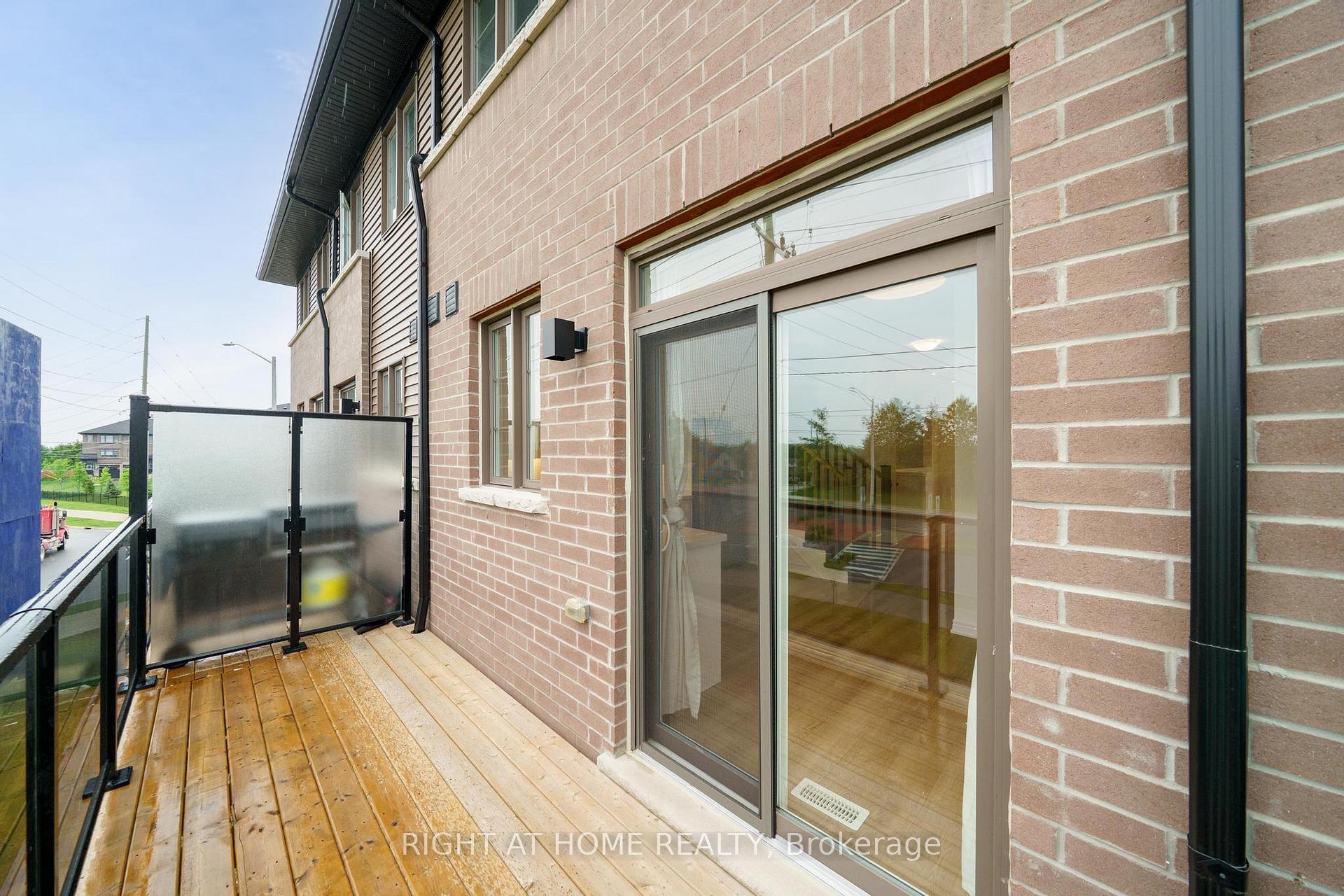 Photo 35 of Unit 9, 120 Court Drive, Brant, Paris — HOMEH