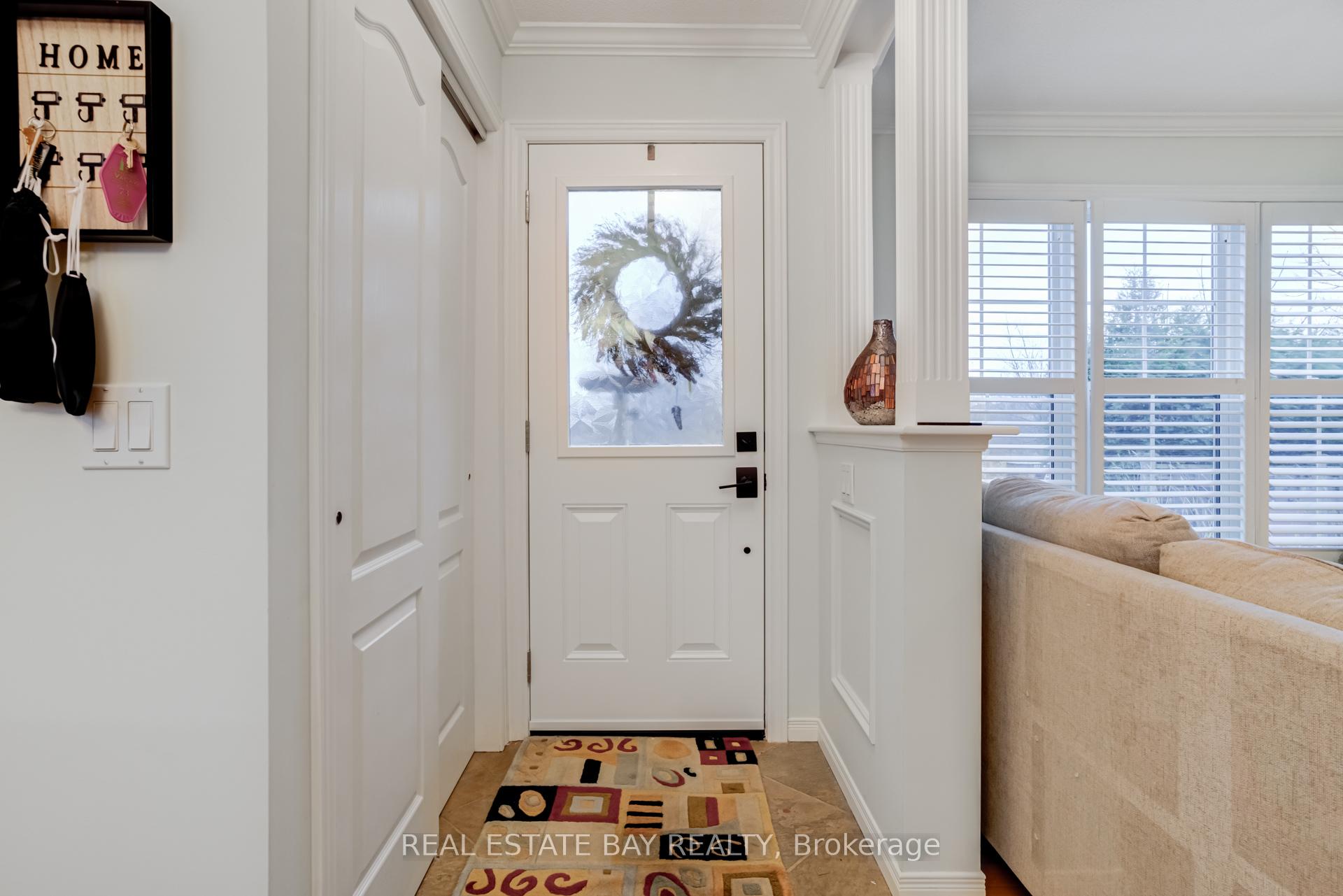 Photo 7 of Unit 7, 1085 Harrogate Drive, Hamilton, Meadowlands — HOMEH
