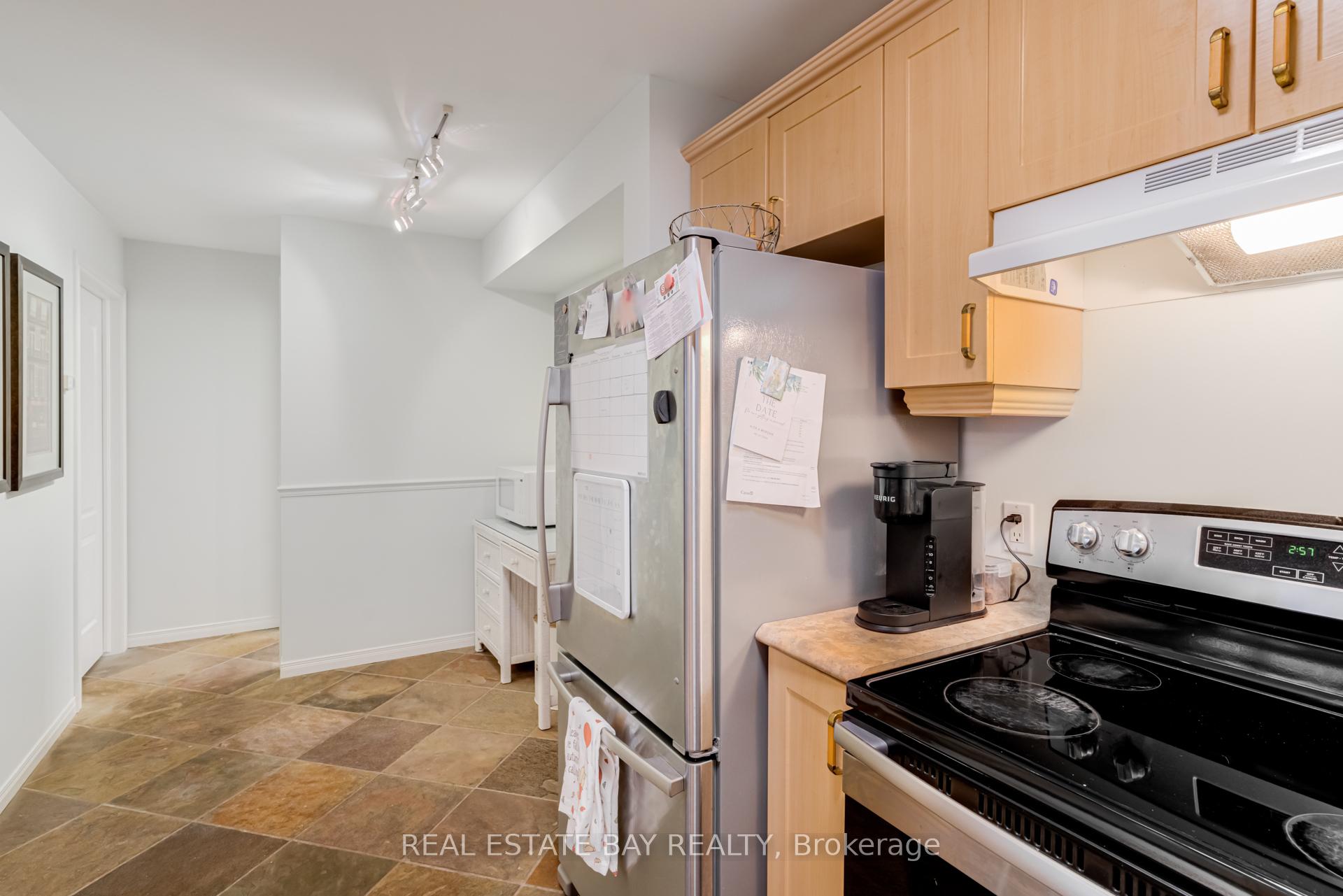 Photo 18 of Unit 7, 1085 Harrogate Drive, Hamilton, Meadowlands — HOMEH