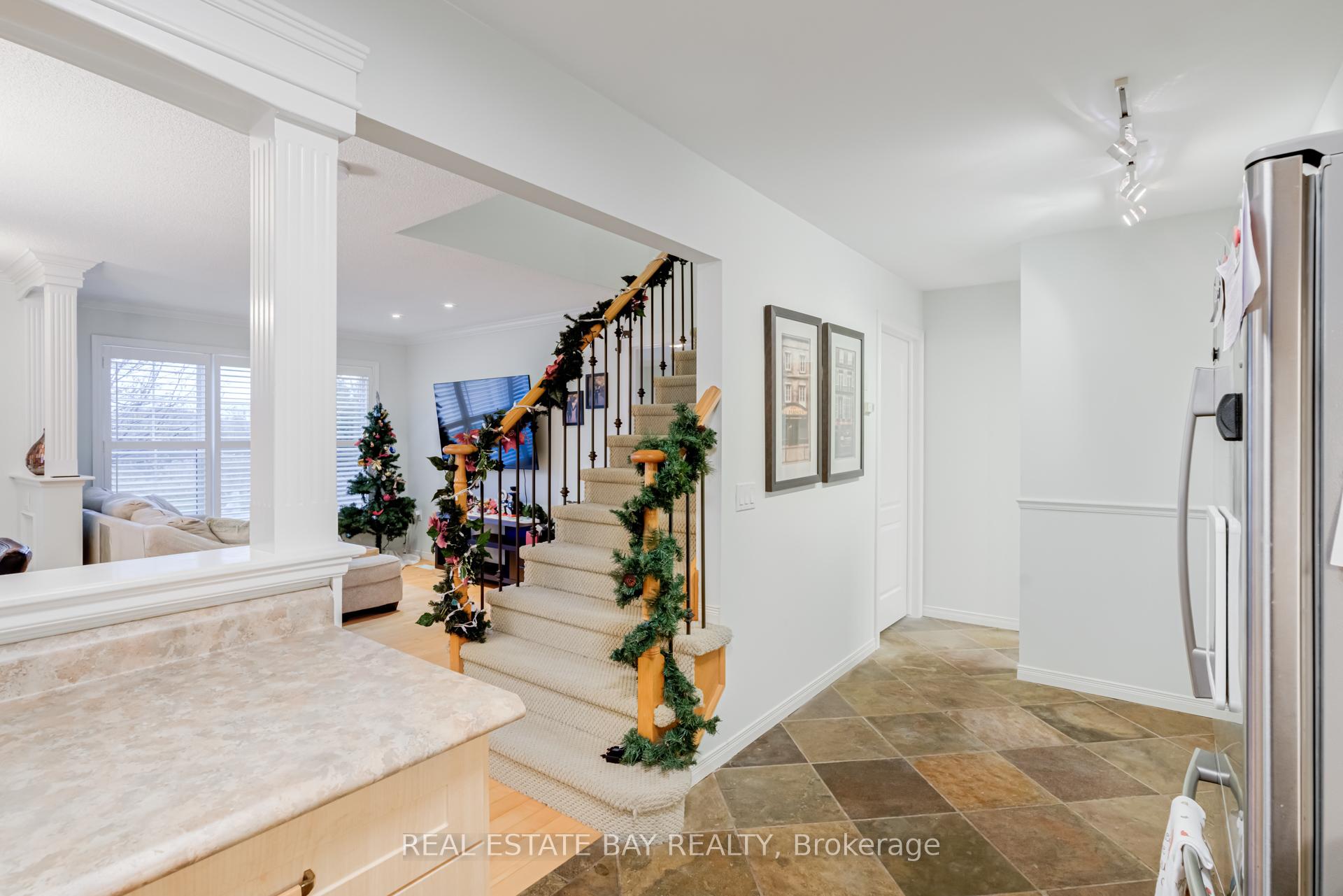 Photo 19 of Unit 7, 1085 Harrogate Drive, Hamilton, Meadowlands — HOMEH