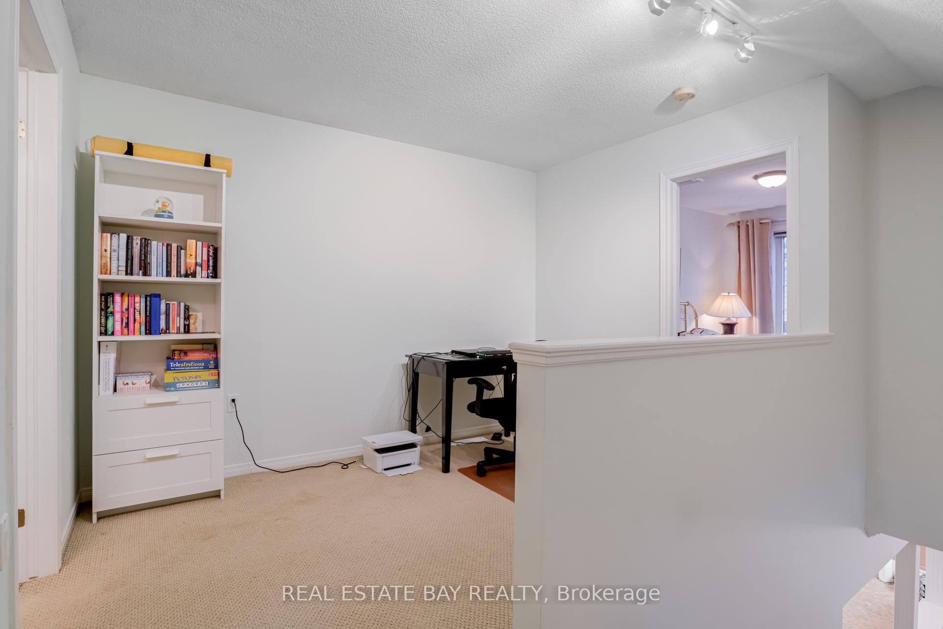 Photo 26 of Unit 7, 1085 Harrogate Drive, Hamilton, Meadowlands — HOMEH