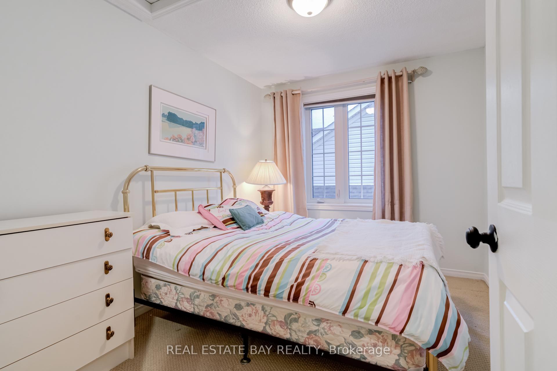 Photo 28 of Unit 7, 1085 Harrogate Drive, Hamilton, Meadowlands — HOMEH