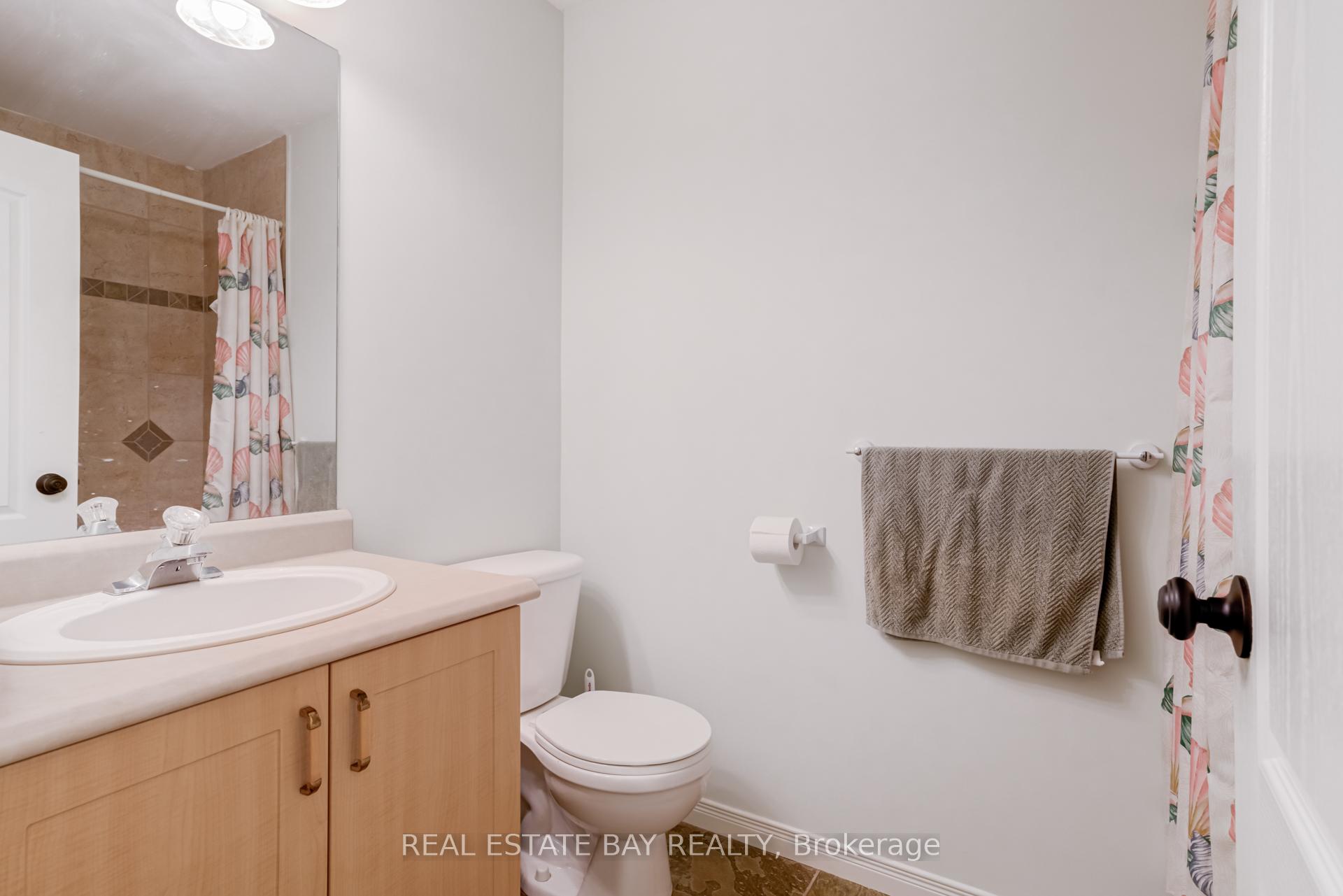Photo 30 of Unit 7, 1085 Harrogate Drive, Hamilton, Meadowlands — HOMEH