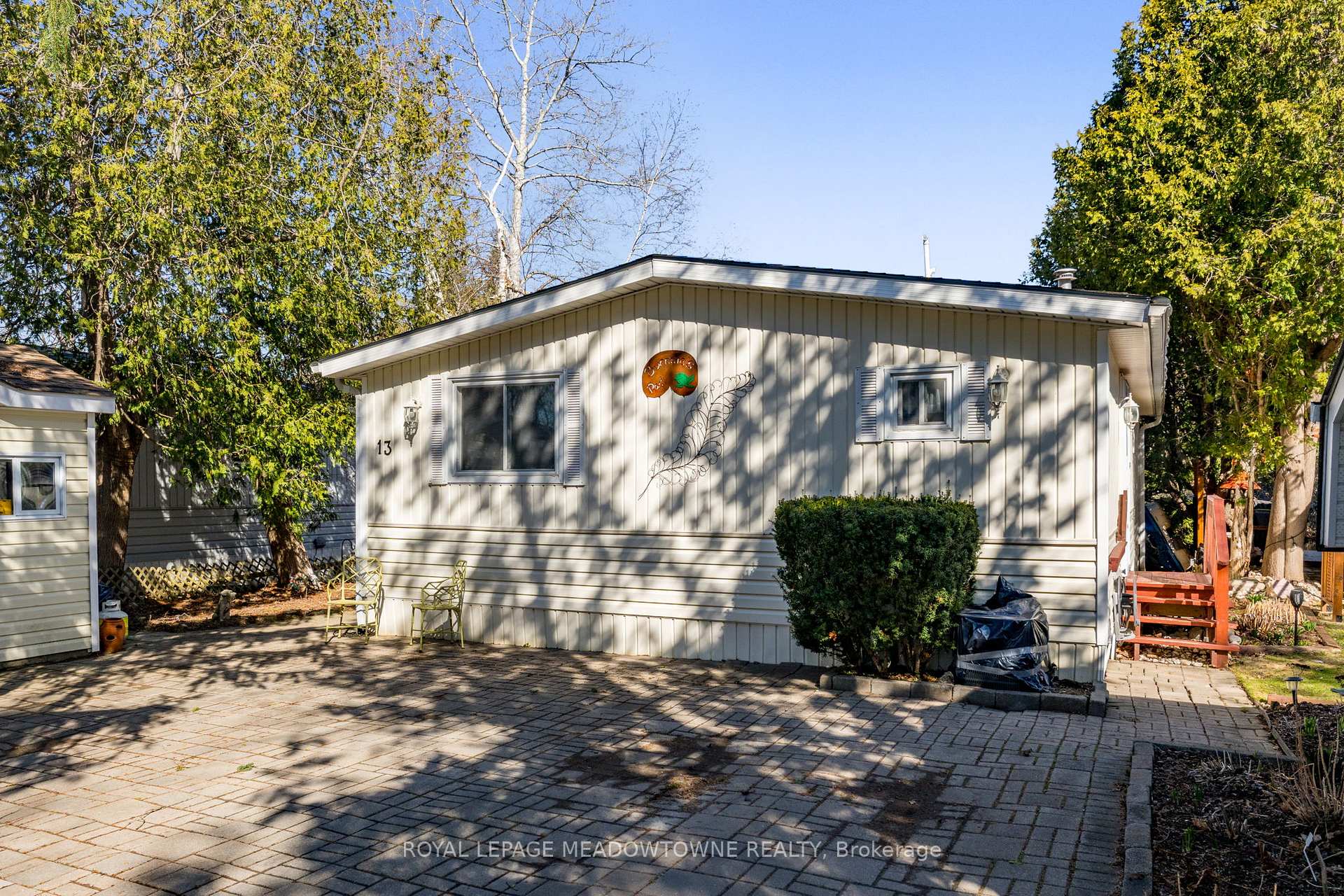 Photo 1 of 13 Bush Lane, Puslinch, Rural Puslinch East — HOMEH
