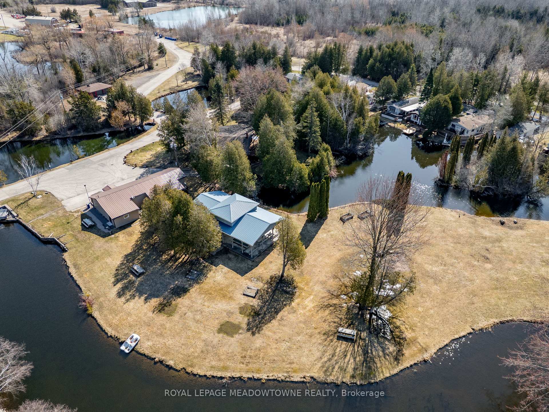 Photo 38 of 13 Bush Lane, Puslinch, Rural Puslinch East — HOMEH