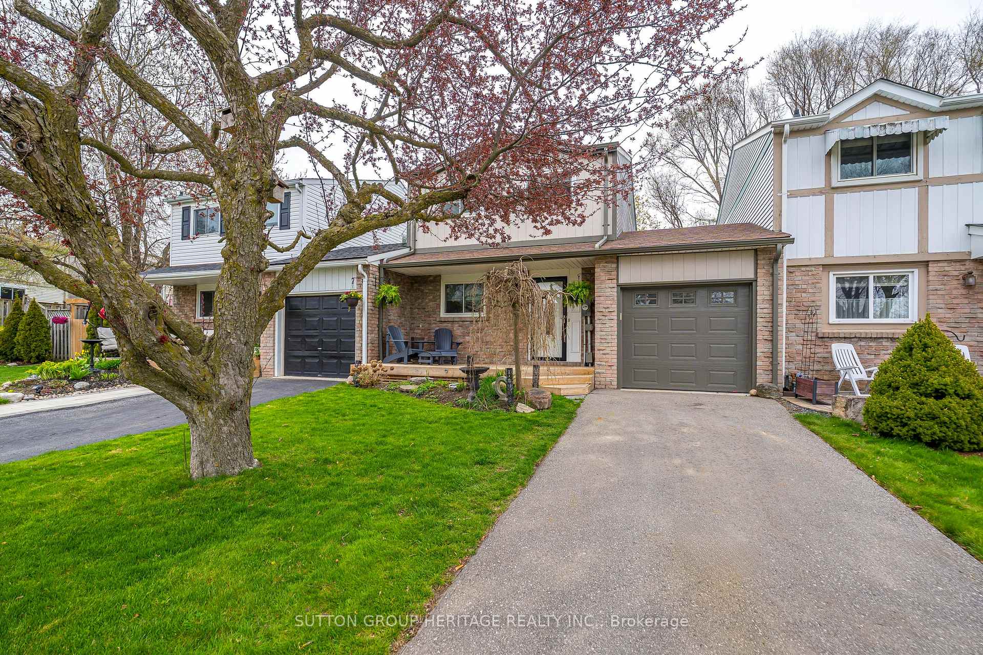 Photo 1 of 44 Banner Crescent, Ajax, South West — HOMEH