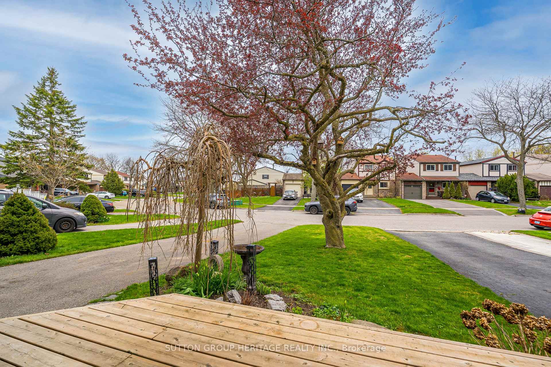 Photo 4 of 44 Banner Crescent, Ajax, South West — HOMEH