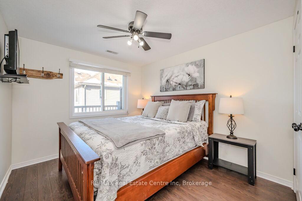 Photo 7 of Unit 21, 35 Mountford Drive, Guelph, Grange Road — HOMEH
